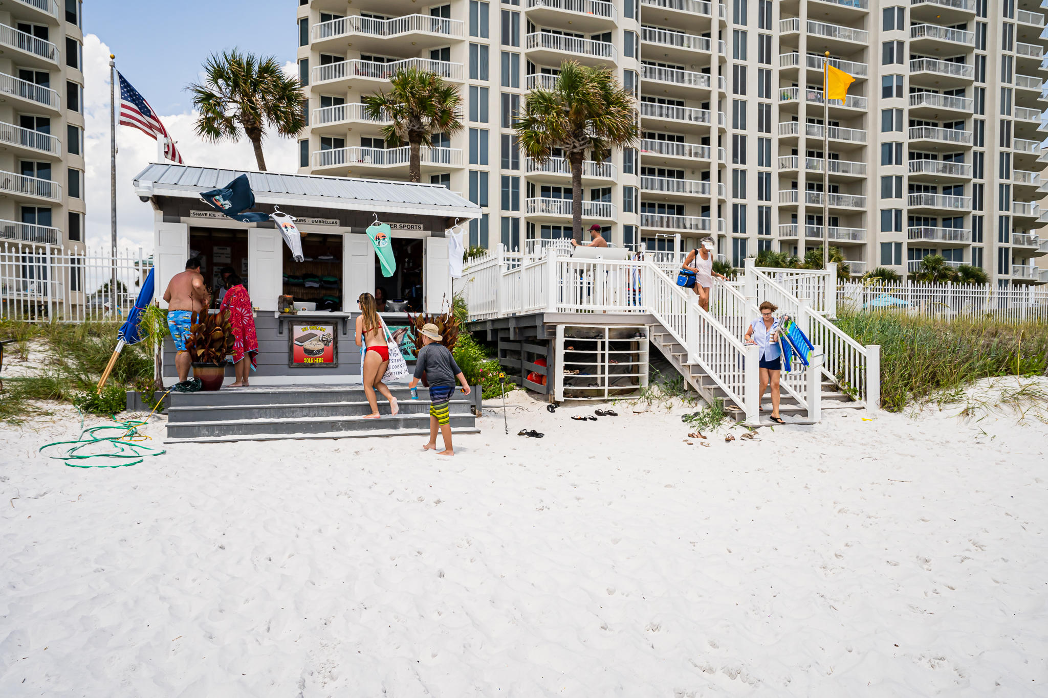 SILVER BEACH TOWERS - Residential
