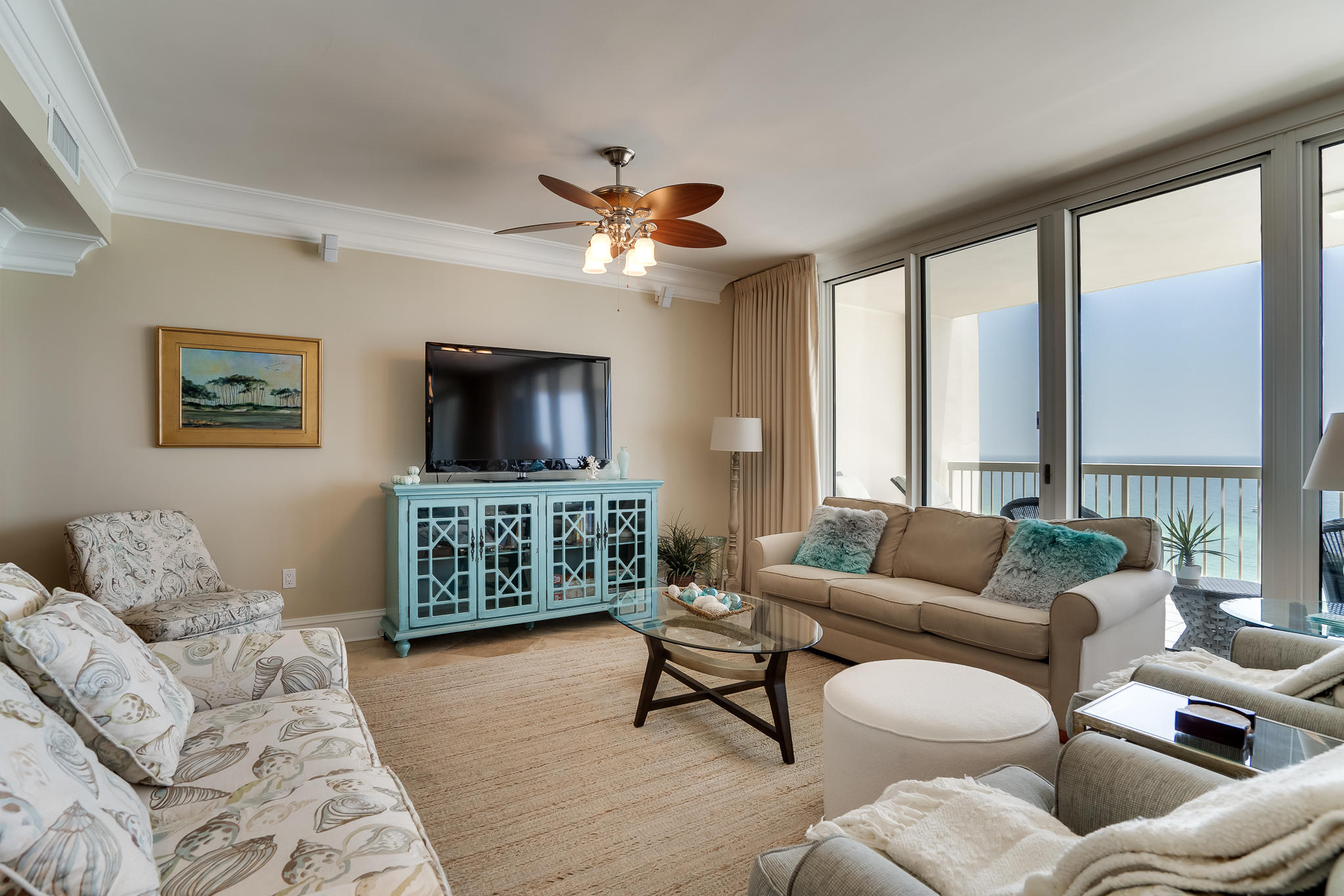 SILVER BEACH TOWERS - Residential