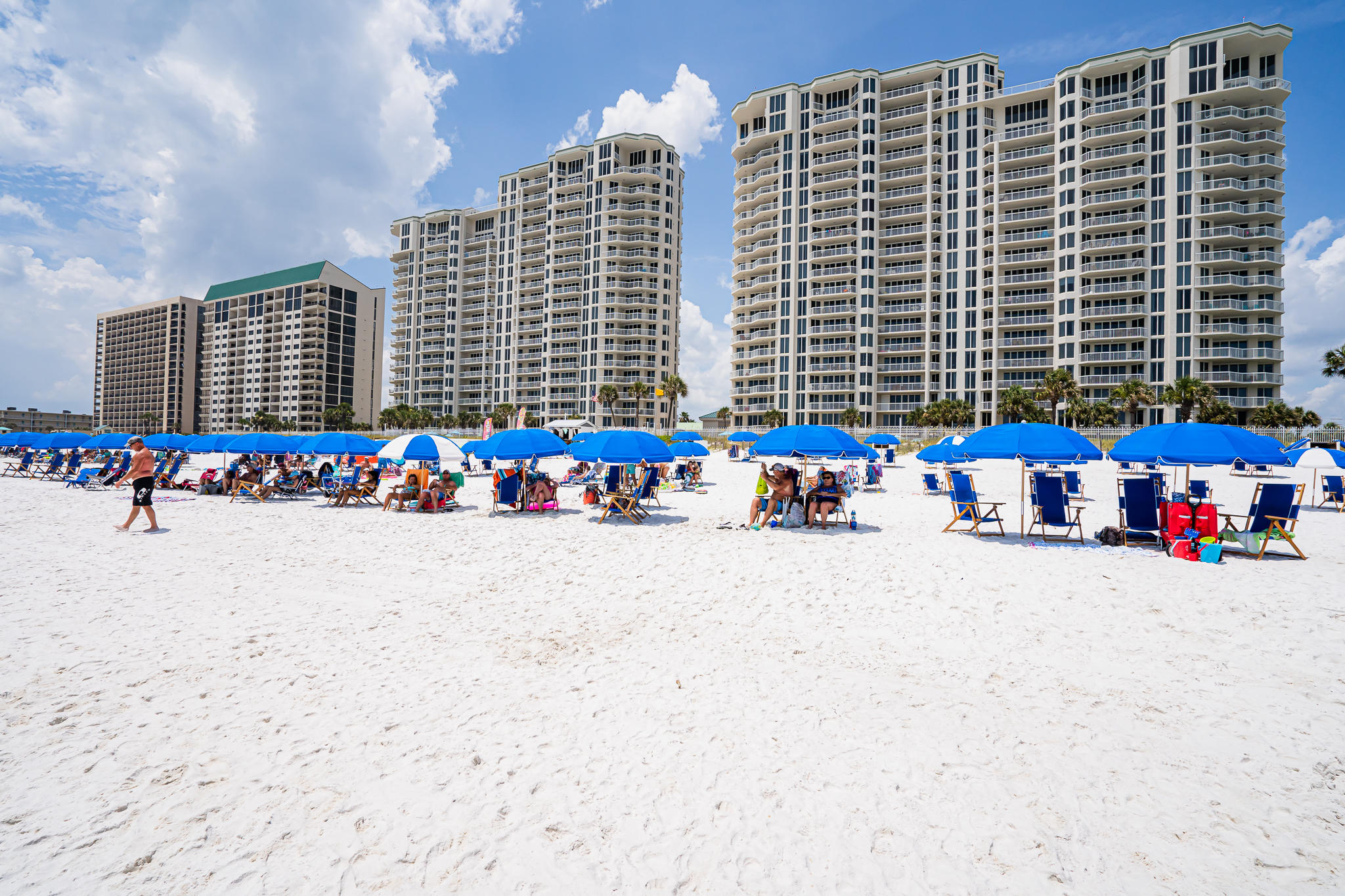 SILVER BEACH TOWERS - Residential