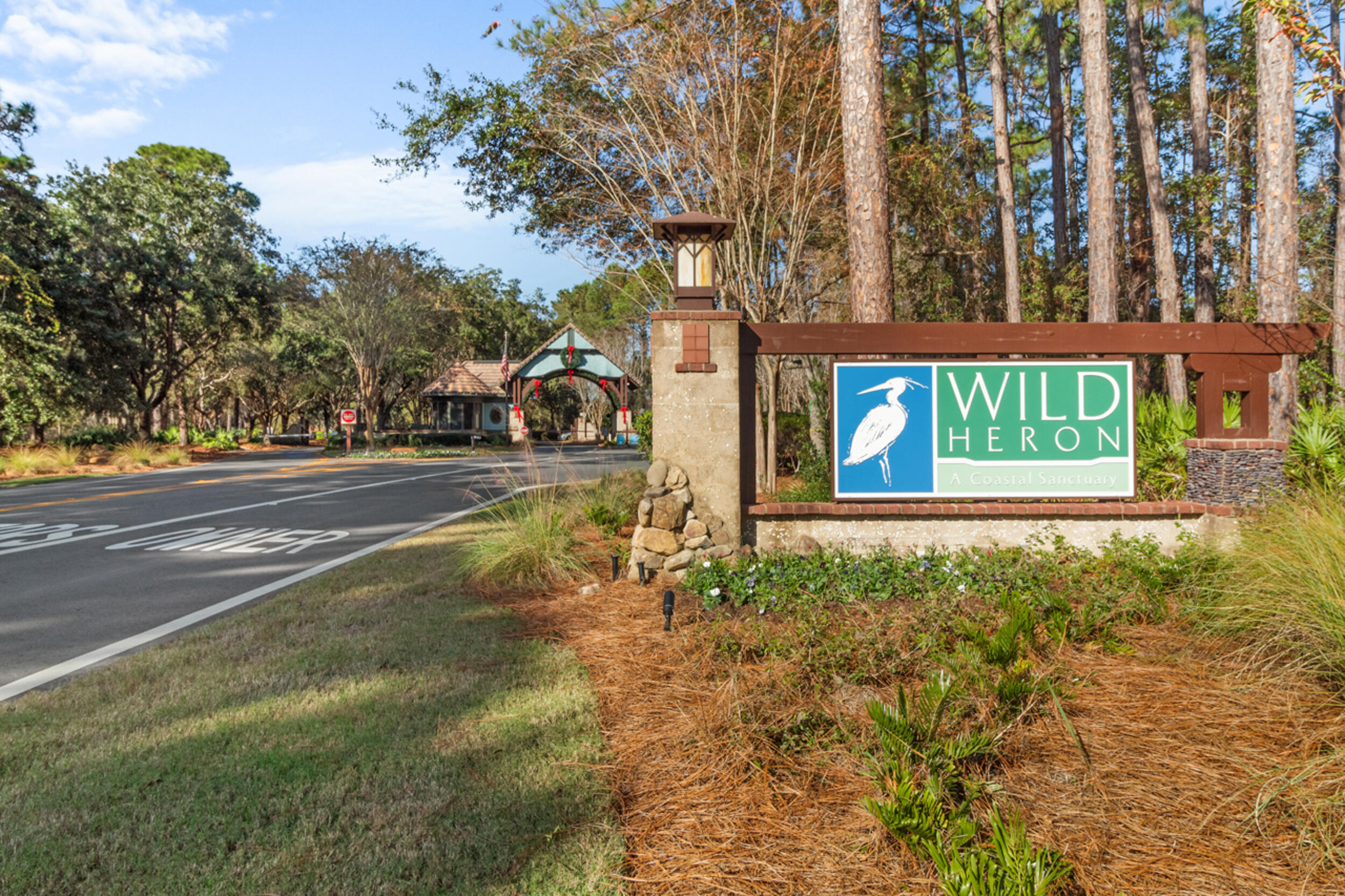 LAKESIDE LODGE AT PROSPECT POINT - Residential
