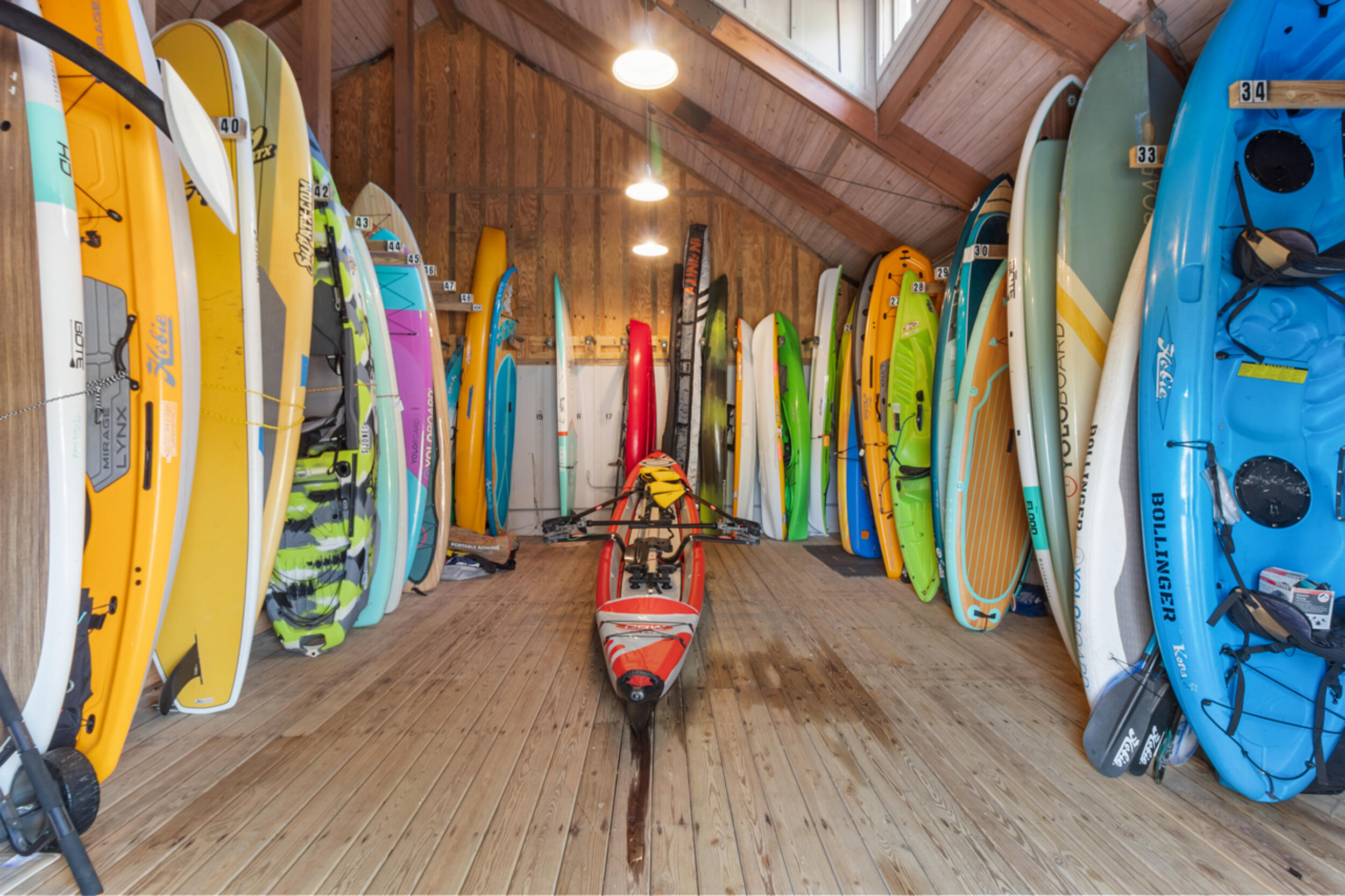 LAKESIDE LODGE AT PROSPECT POINT - Residential