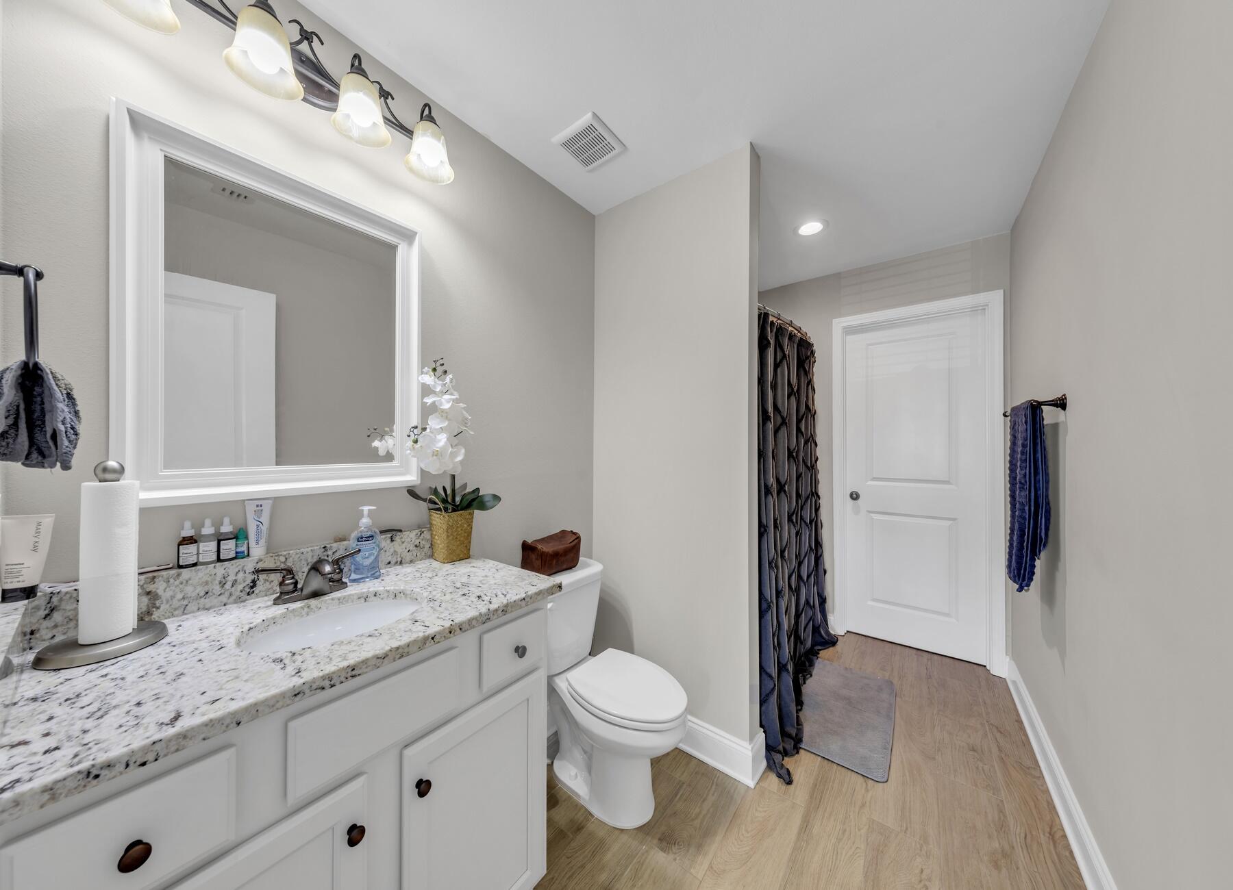 Vieux Carre' - Residential Lease