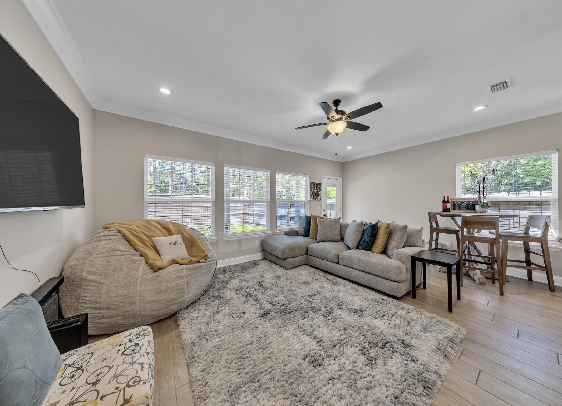 Vieux Carre' - Residential Lease