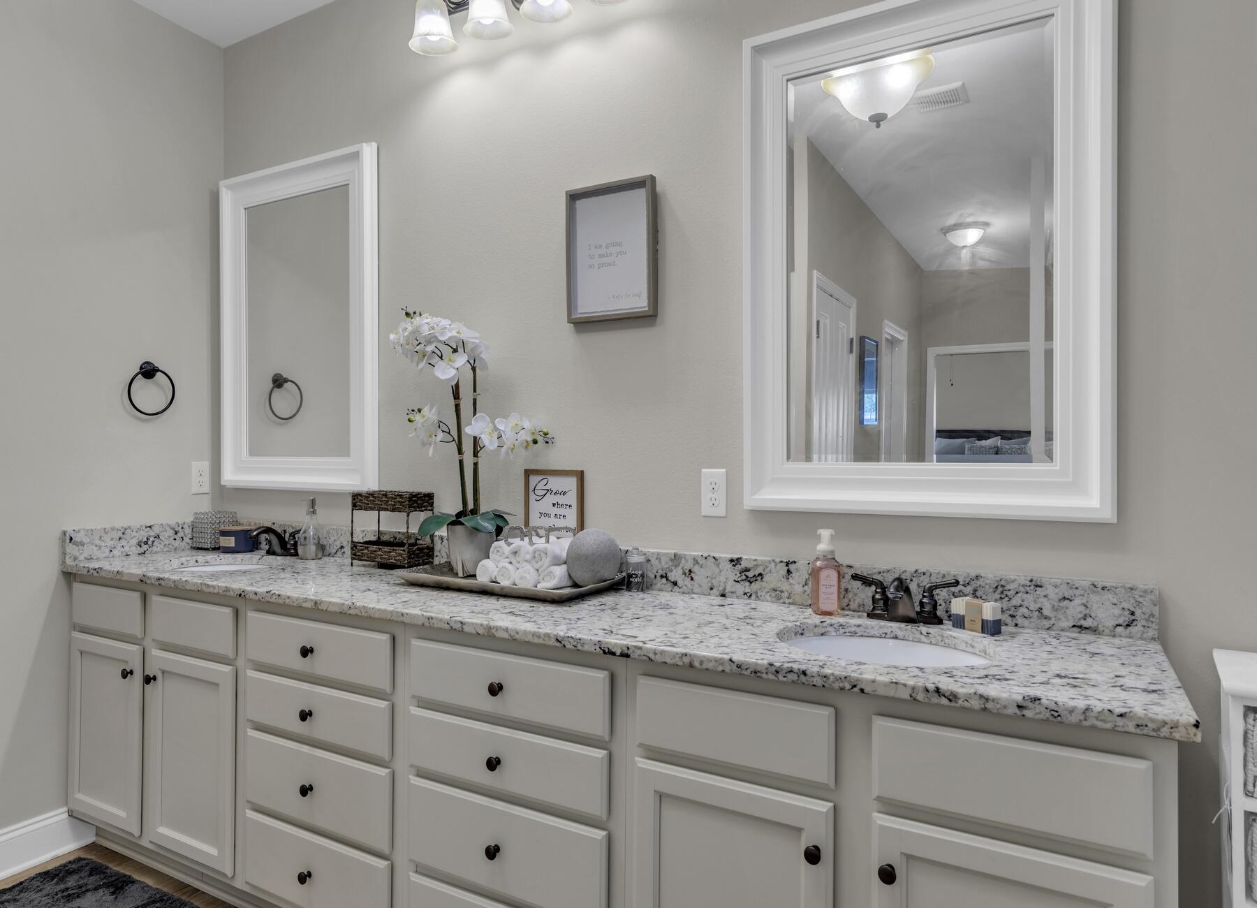 Vieux Carre' - Residential Lease