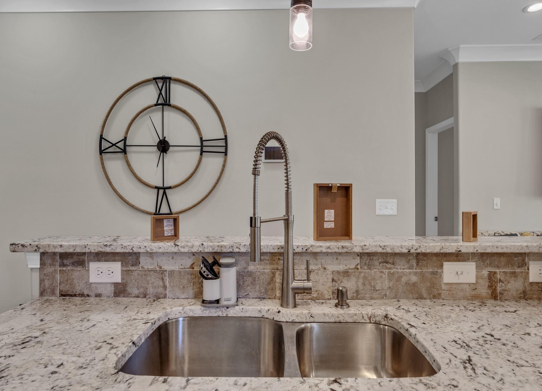 Vieux Carre' - Residential Lease