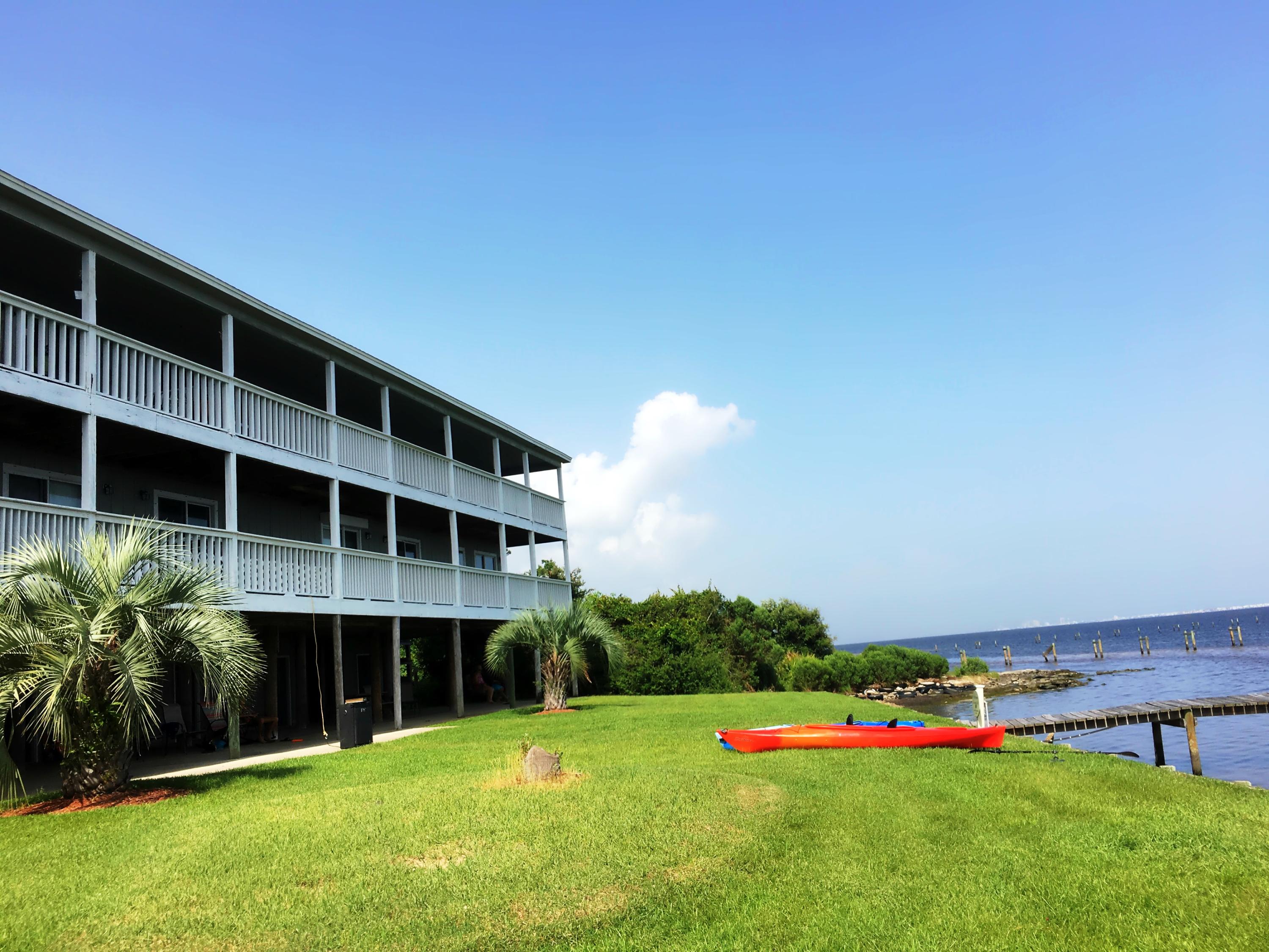 SOUNDWIND CONDO - Residential