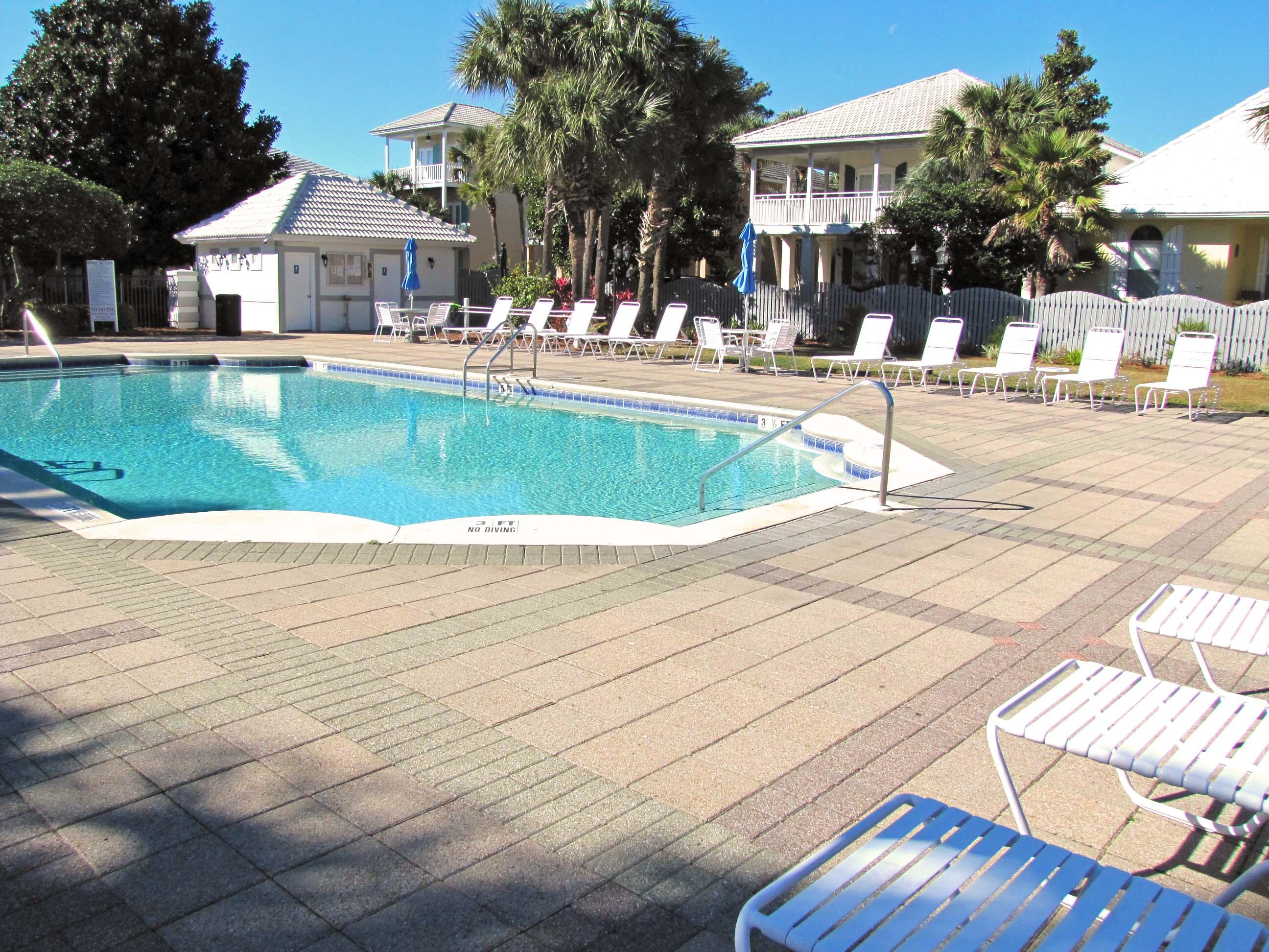 EMERALD SHORES OF SOUTH WALTON - Residential