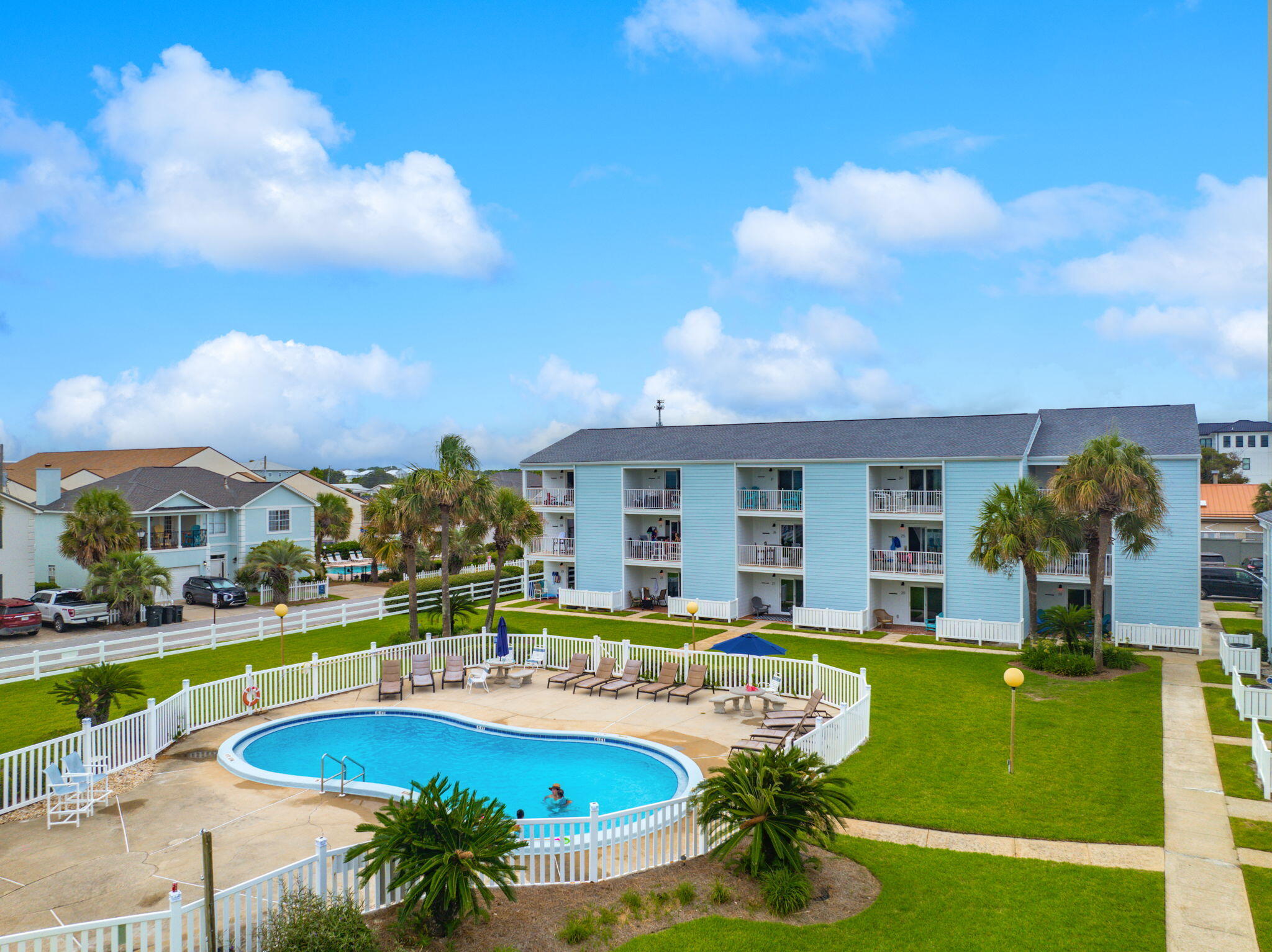 TRADEWINDS - Residential
