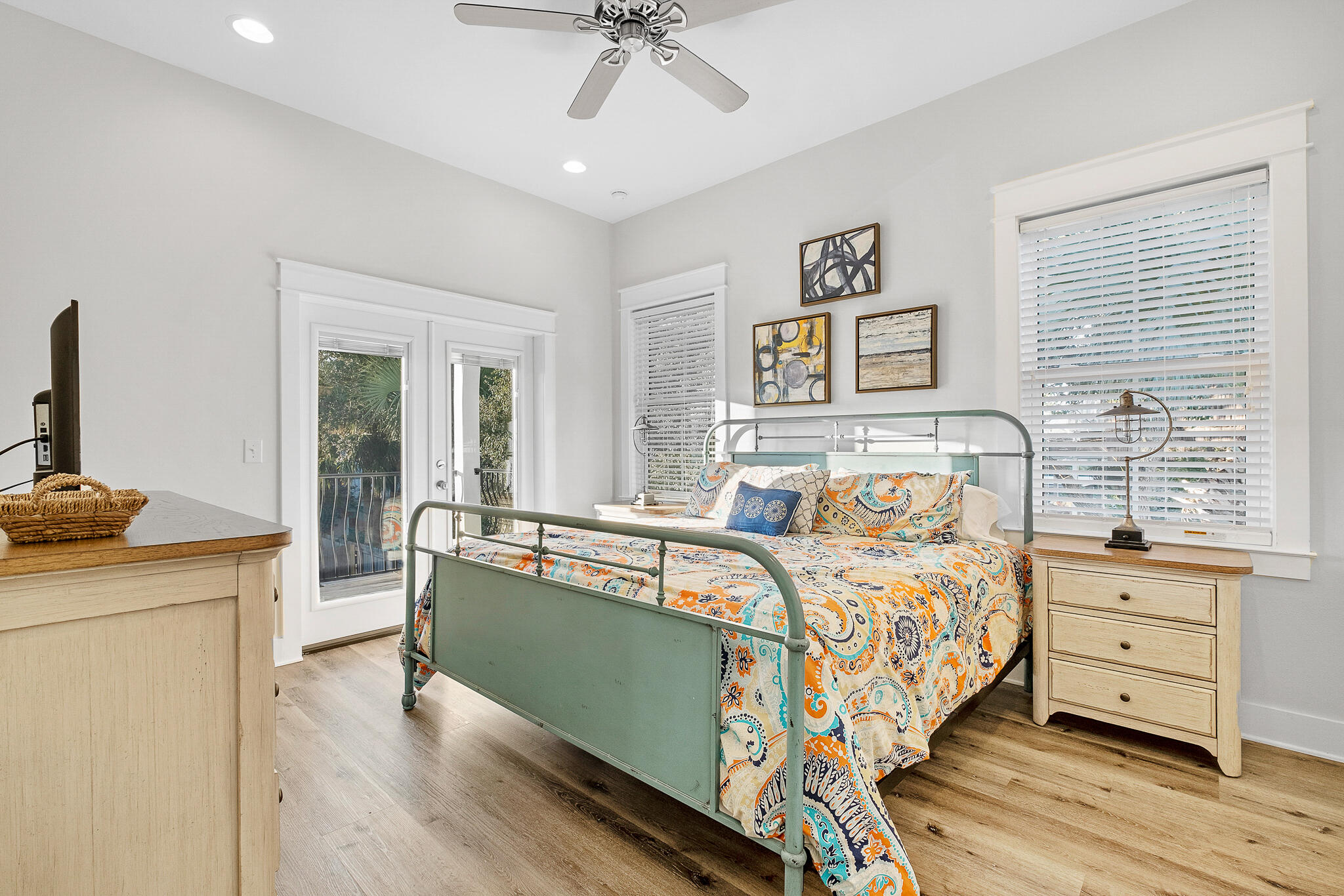 CRYSTAL BEACH - Residential