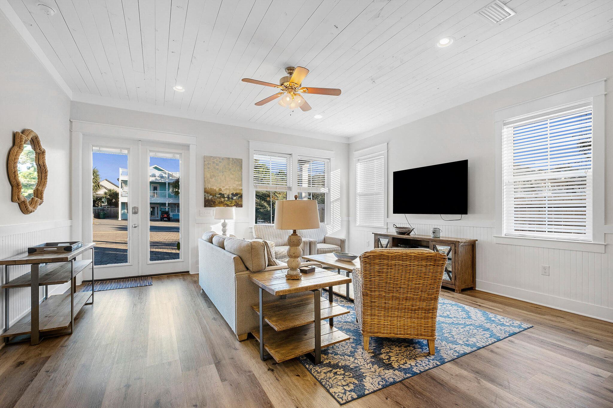 CRYSTAL BEACH - Residential