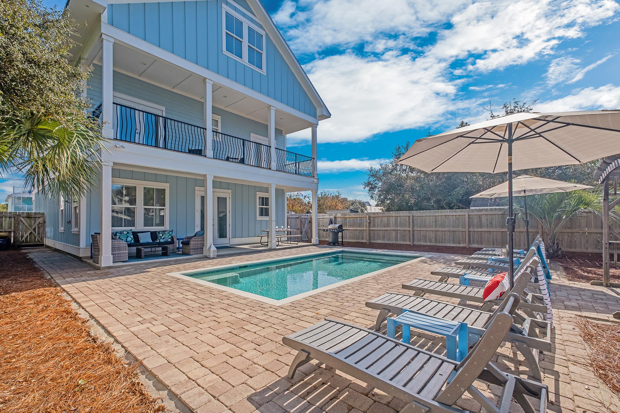 CRYSTAL BEACH - Residential
