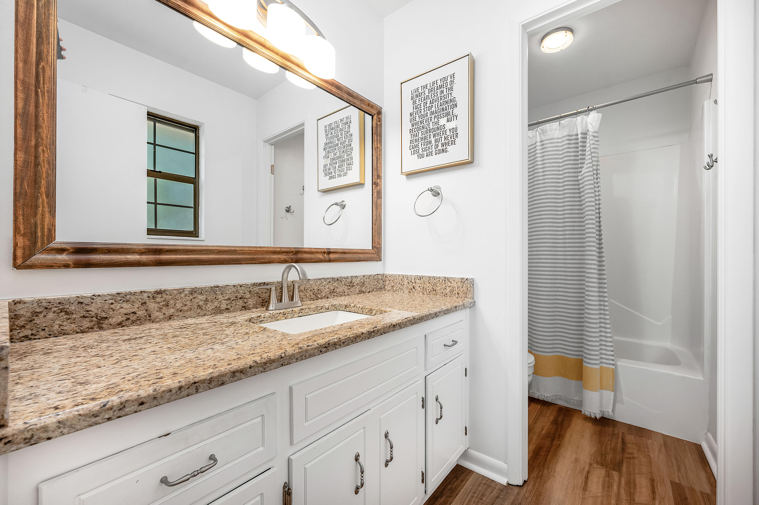 TIGER POINT - Residential