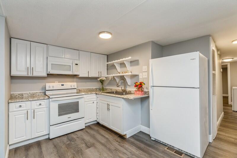 OAKWOD LAKE ESTATES - Residential