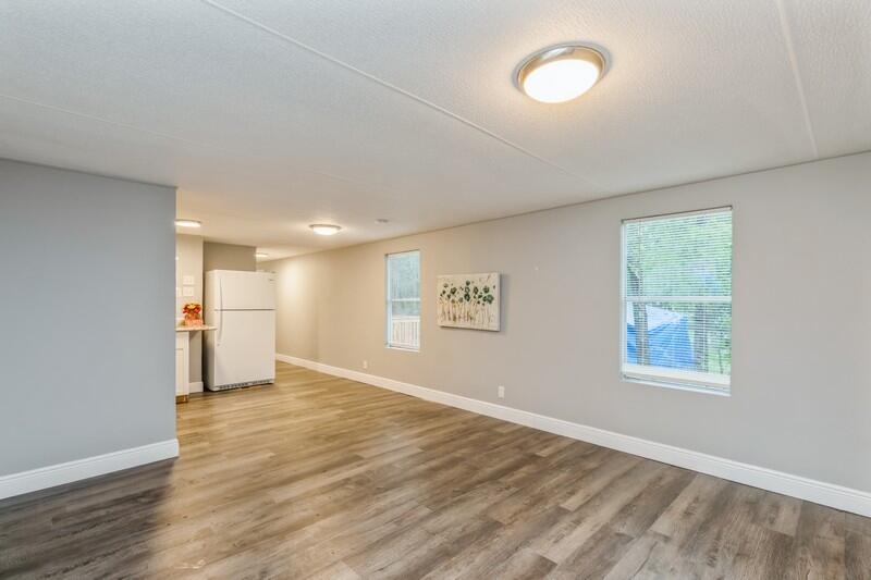 OAKWOD LAKE ESTATES - Residential