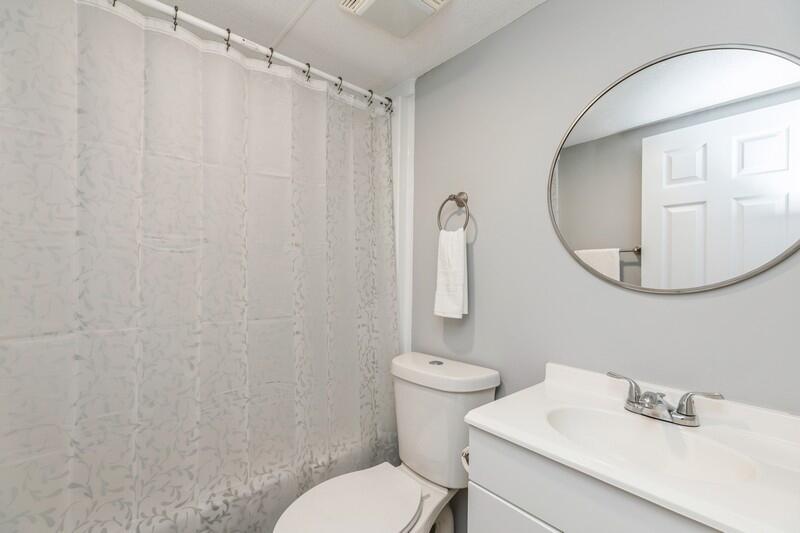 OAKWOD LAKE ESTATES - Residential