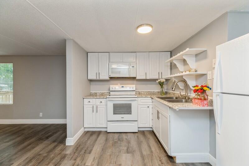 OAKWOD LAKE ESTATES - Residential