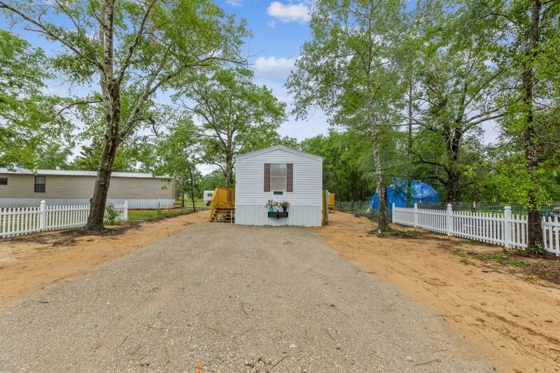 OAKWOD LAKE ESTATES - Residential