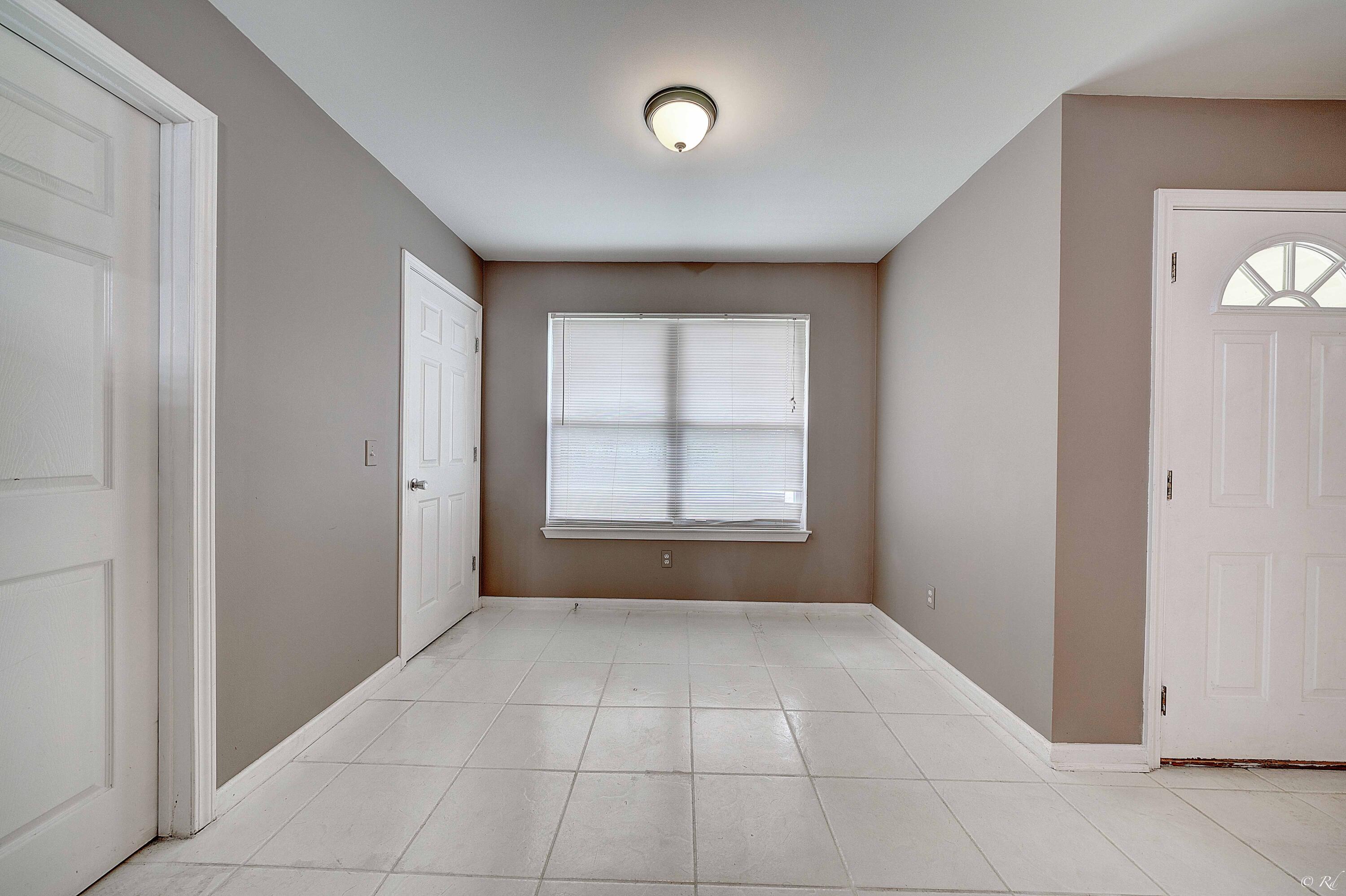 NO RECORDED SUBDIVISION - Residential