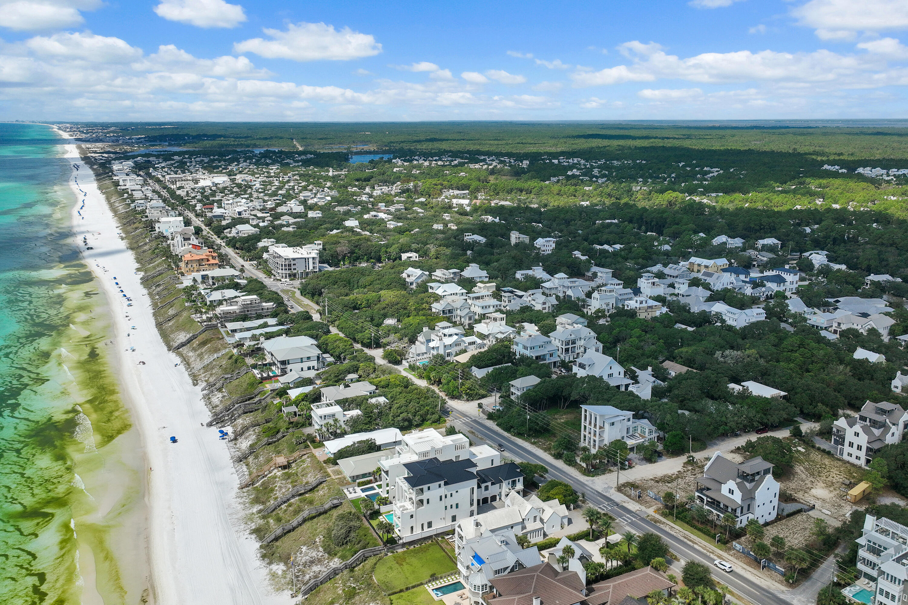 SEAGROVE - Land