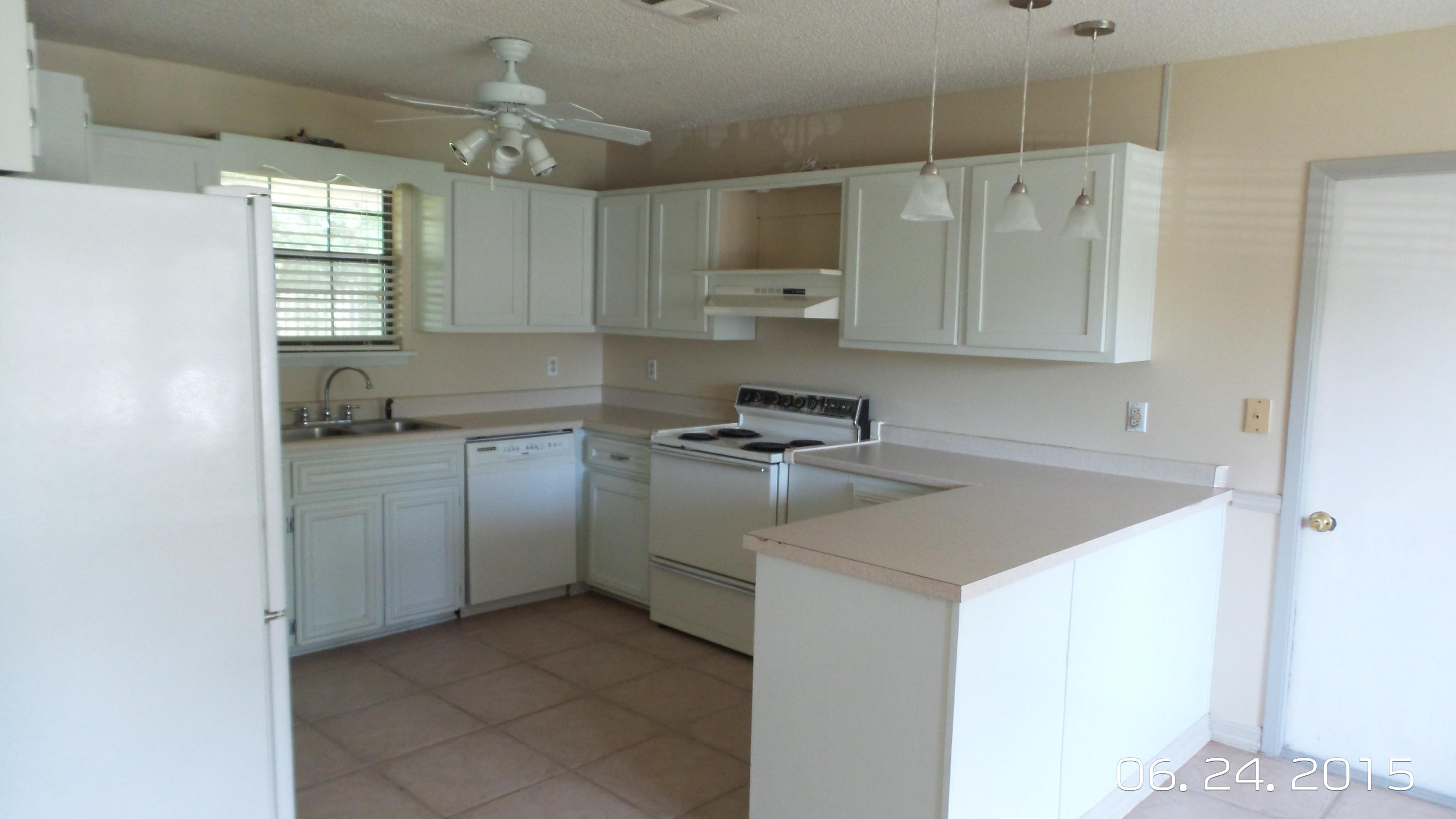 COUNTRYVIEW ESTATES 1ST ADDN - Residential