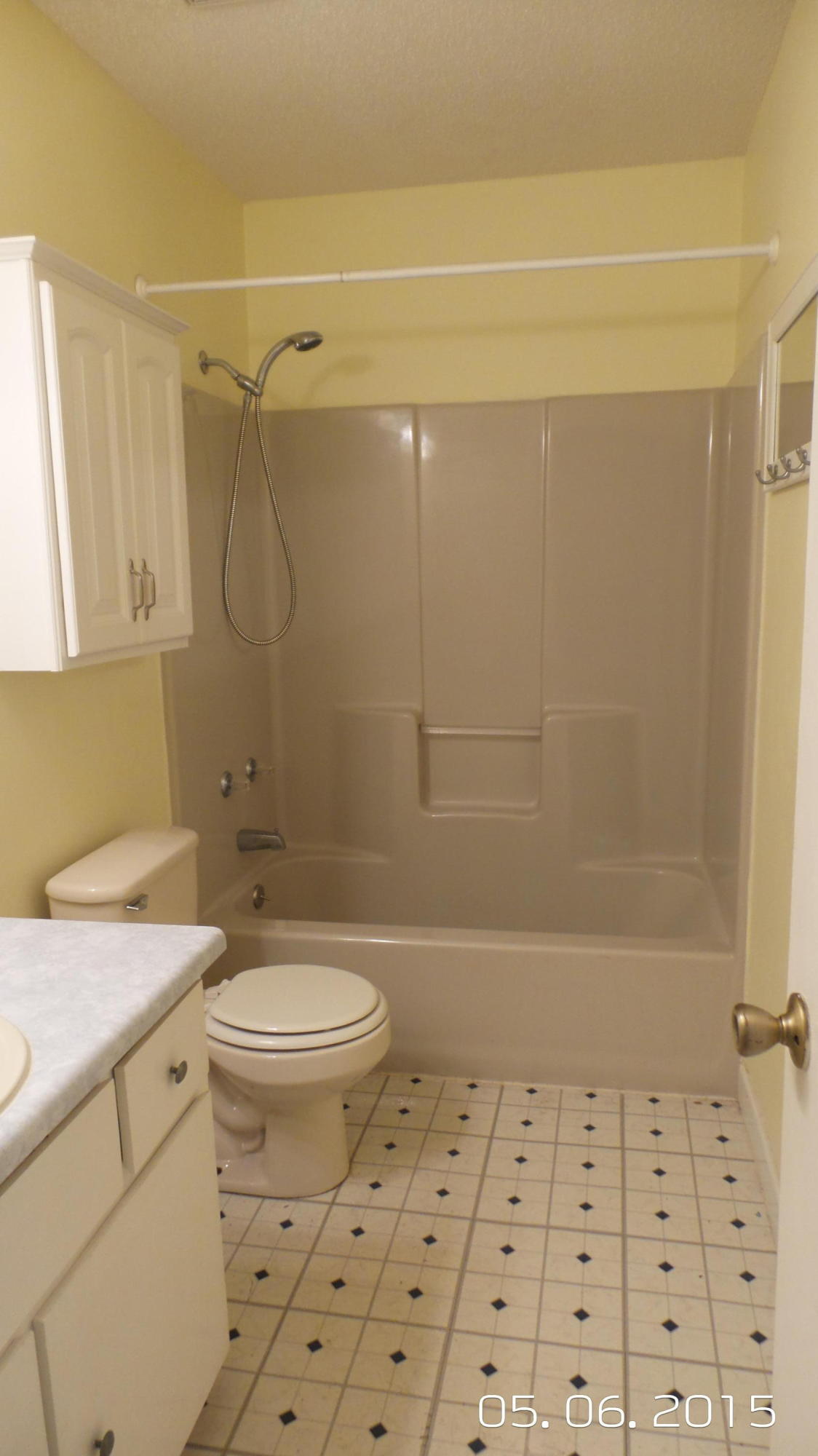 COUNTRYVIEW ESTATES 1ST ADDN - Residential