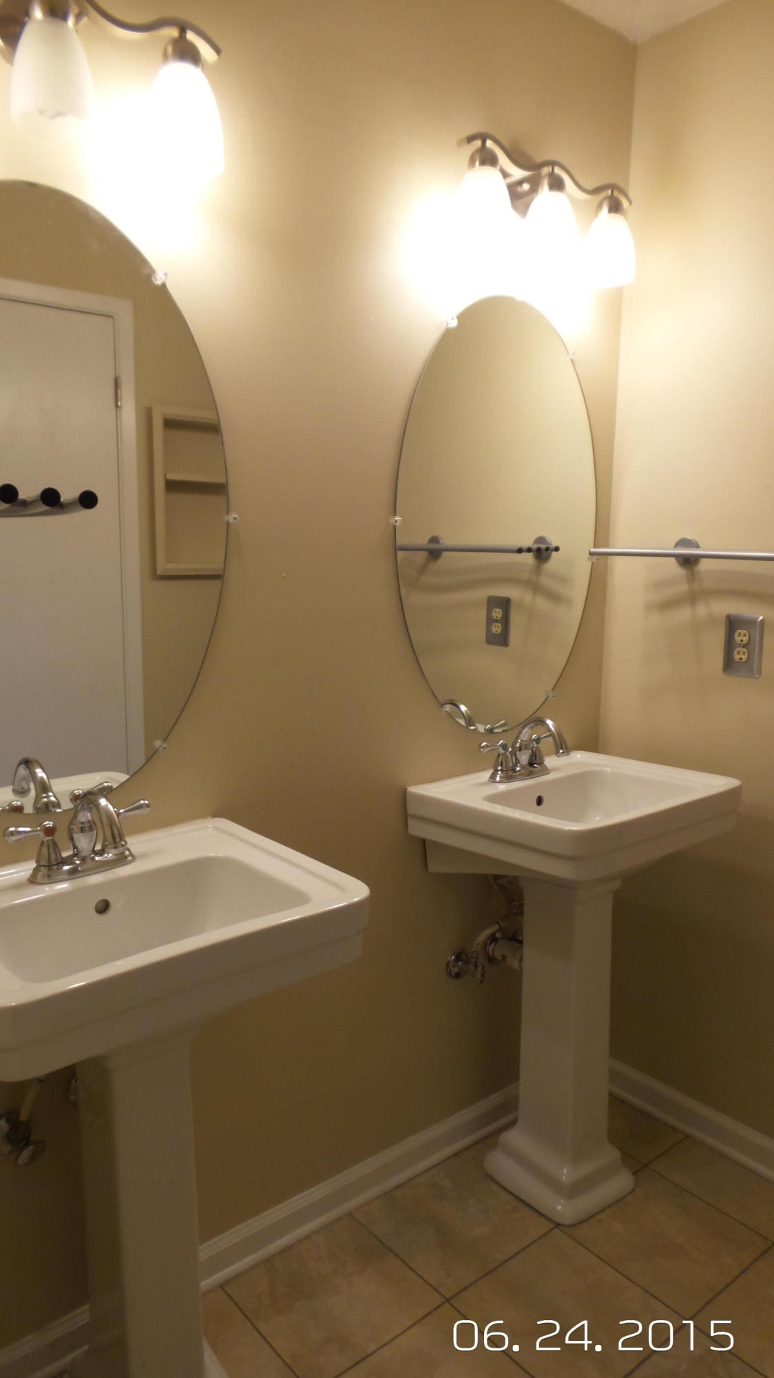 COUNTRYVIEW ESTATES 1ST ADDN - Residential