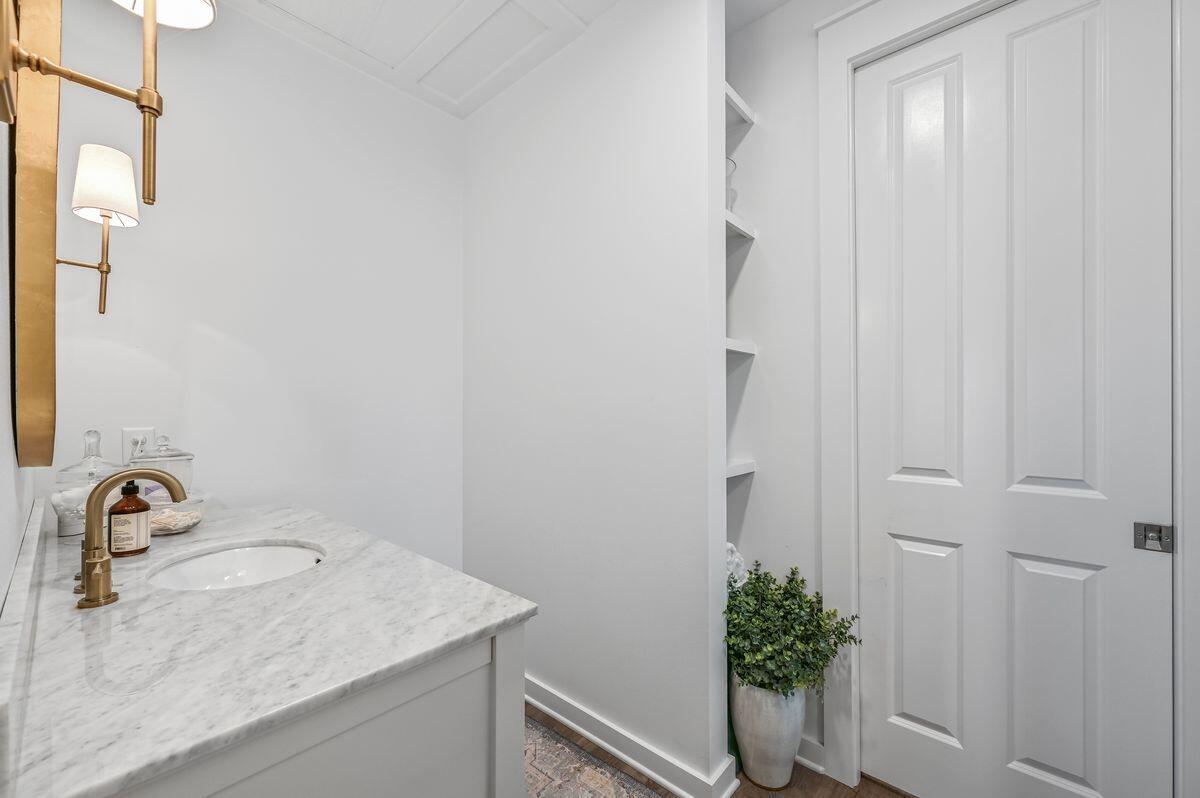 LAUREL GROVE - Residential