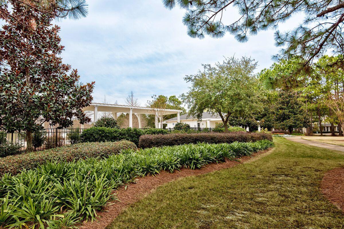 LAUREL GROVE - Residential