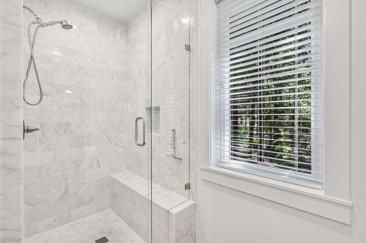 LAUREL GROVE - Residential