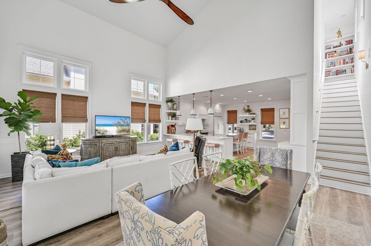 LAUREL GROVE - Residential