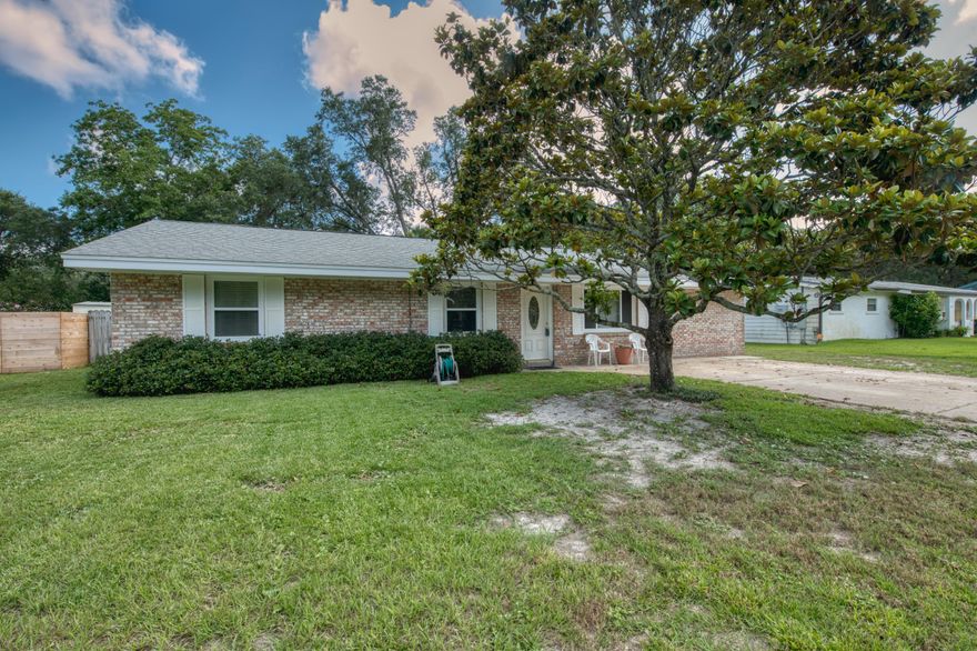 Welcome home to this charming 4 bedroom, 1.5 bath home located in the heart of FWB! You will see the pride of ownership throughout this renovated home. Featuring granite countertops, cabinetry and a breakfast island in this spacious kitchen with tons of space for family dining and entertaining. As you walk in the front door you will love the open space and multiple living room options featuring a beautiful fireplace. Updates include freshly painted Interior & Exterior, engineered hardwood flooring in living rooms, double pane WINDOWS, additional bedroom added, New PEX PLUMBING throughout. Newer WATER HEATER, ROOF and HVAC System. This home is move-in ready! The backyard has so much to offer INCLUDING a shed that conveys with the property and a large COVERED PORCH to entertain.