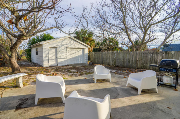 LAGUNA BEACH ESTATES - Residential