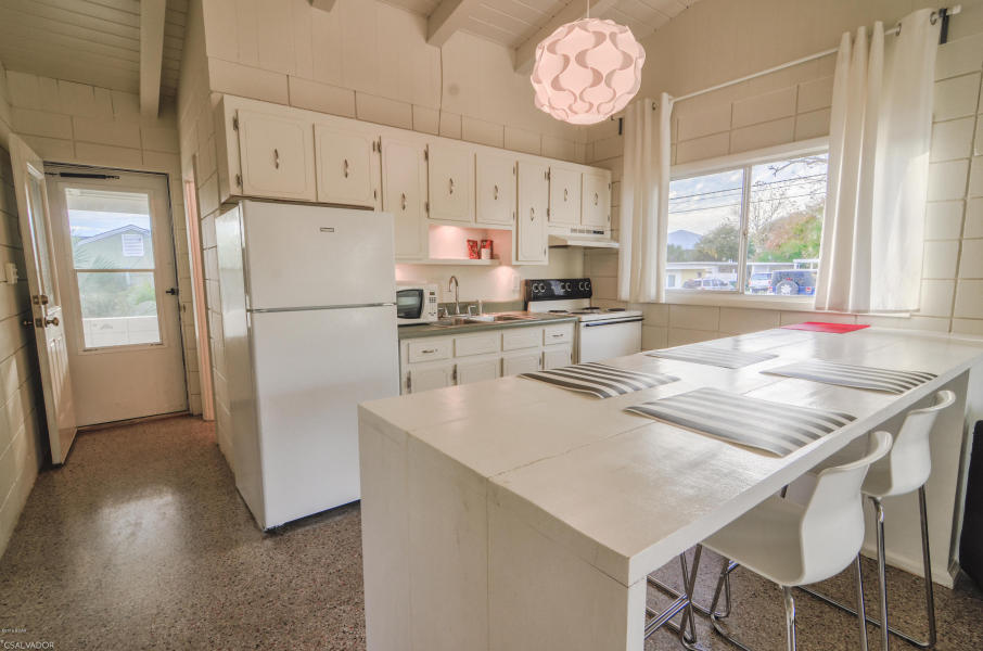 LAGUNA BEACH ESTATES - Residential