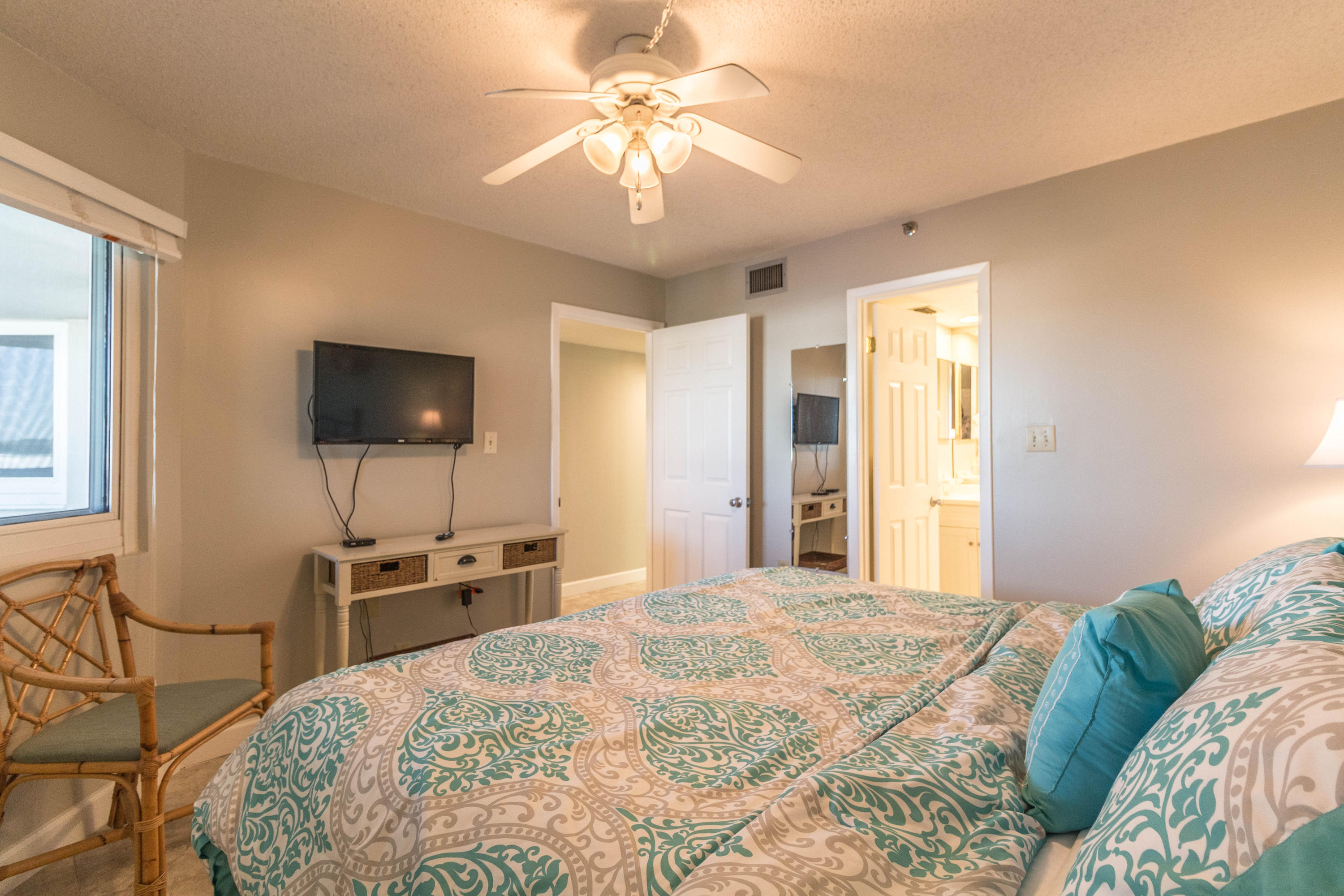 BREAKERS OF FWB PH 1 - Residential