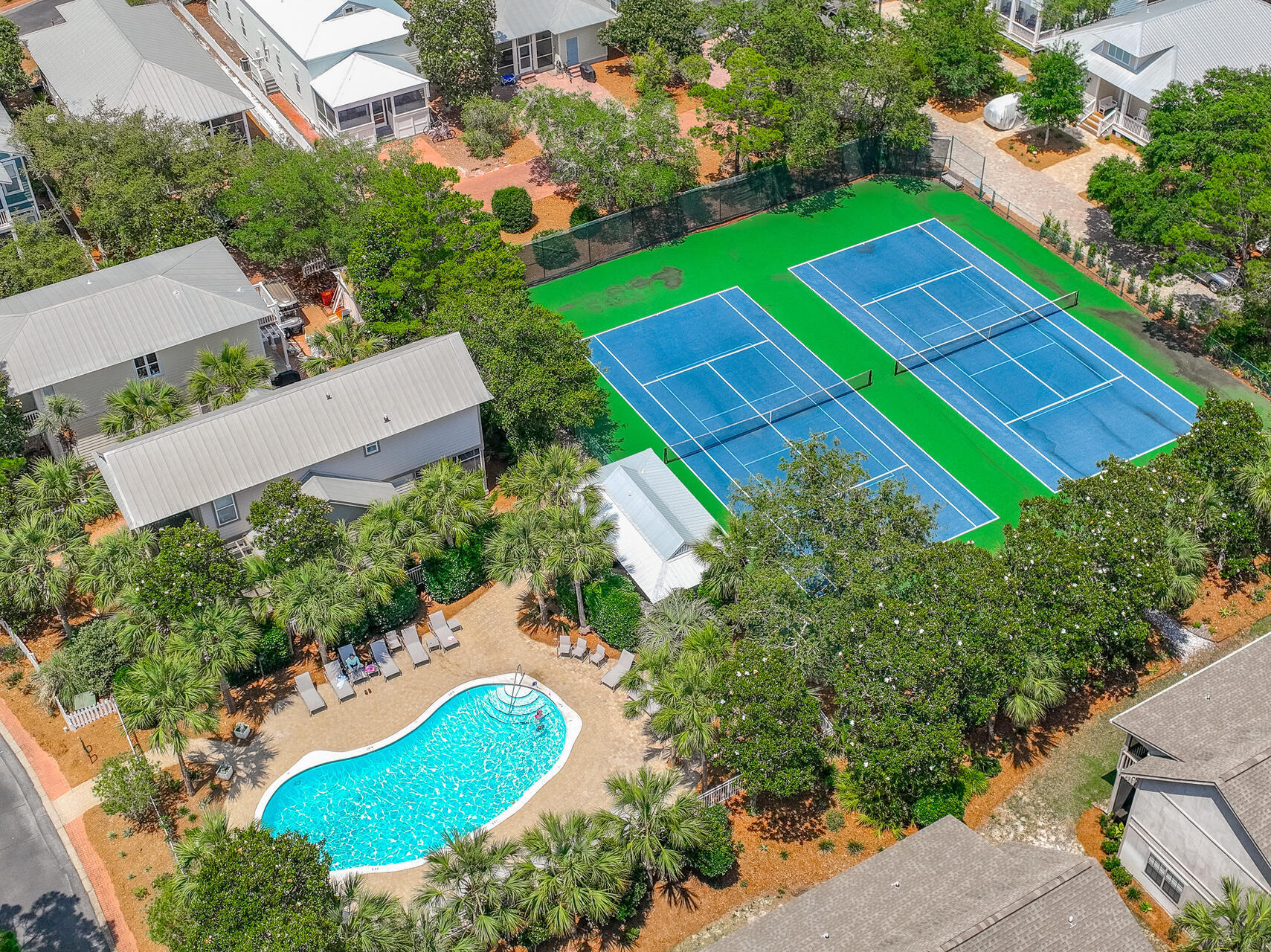 CASSINE GARDENS T/H PH 2 - Residential