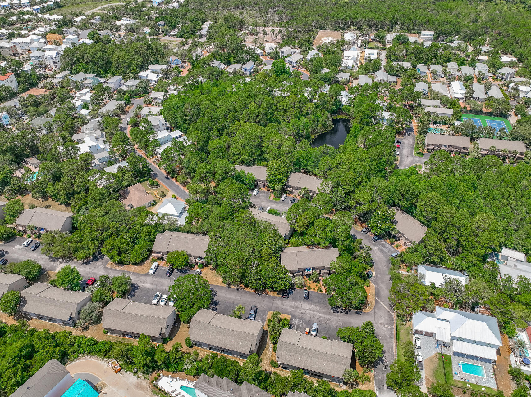 CASSINE GARDENS T/H PH 2 - Residential