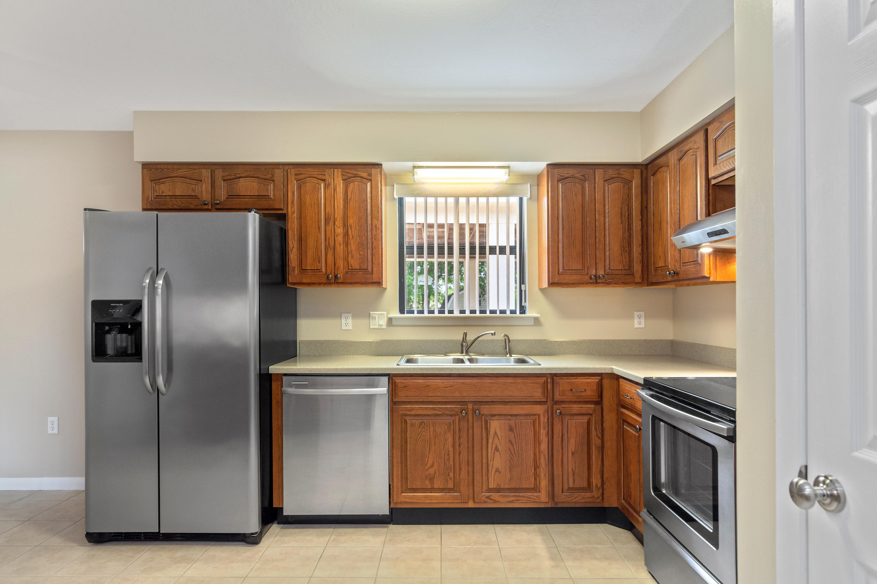 COUNTRYVIEW ESTATES - Residential