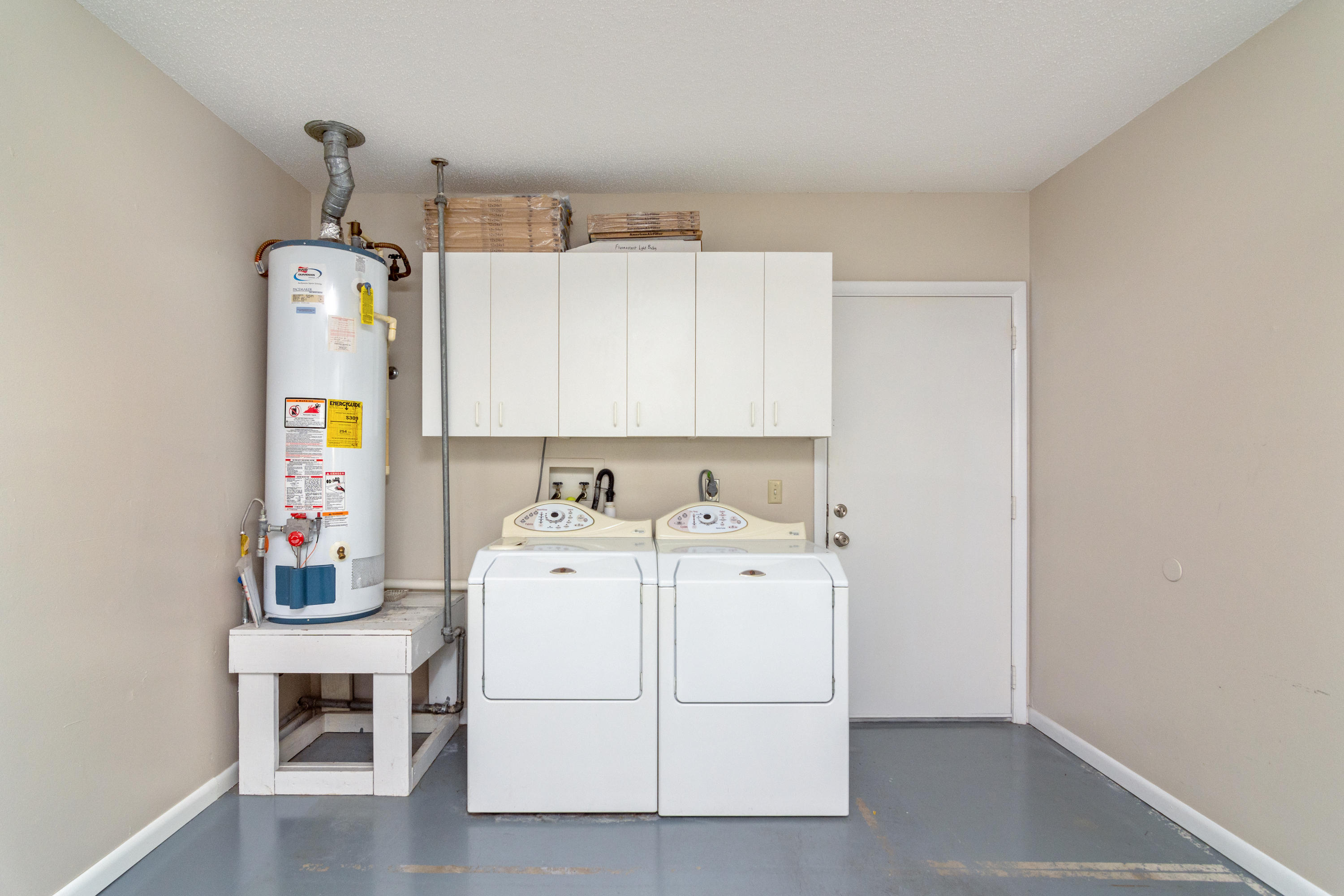 COUNTRYVIEW ESTATES - Residential