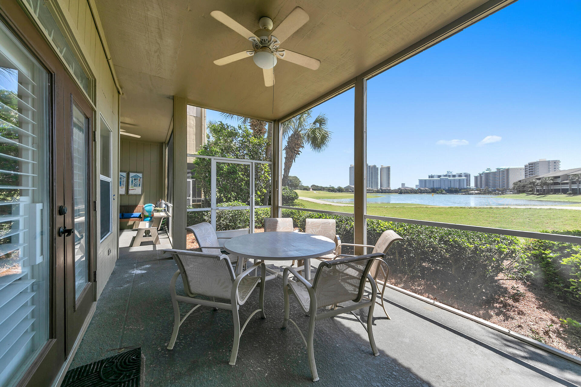 SEASCAPE CONDO PH 10 - Residential