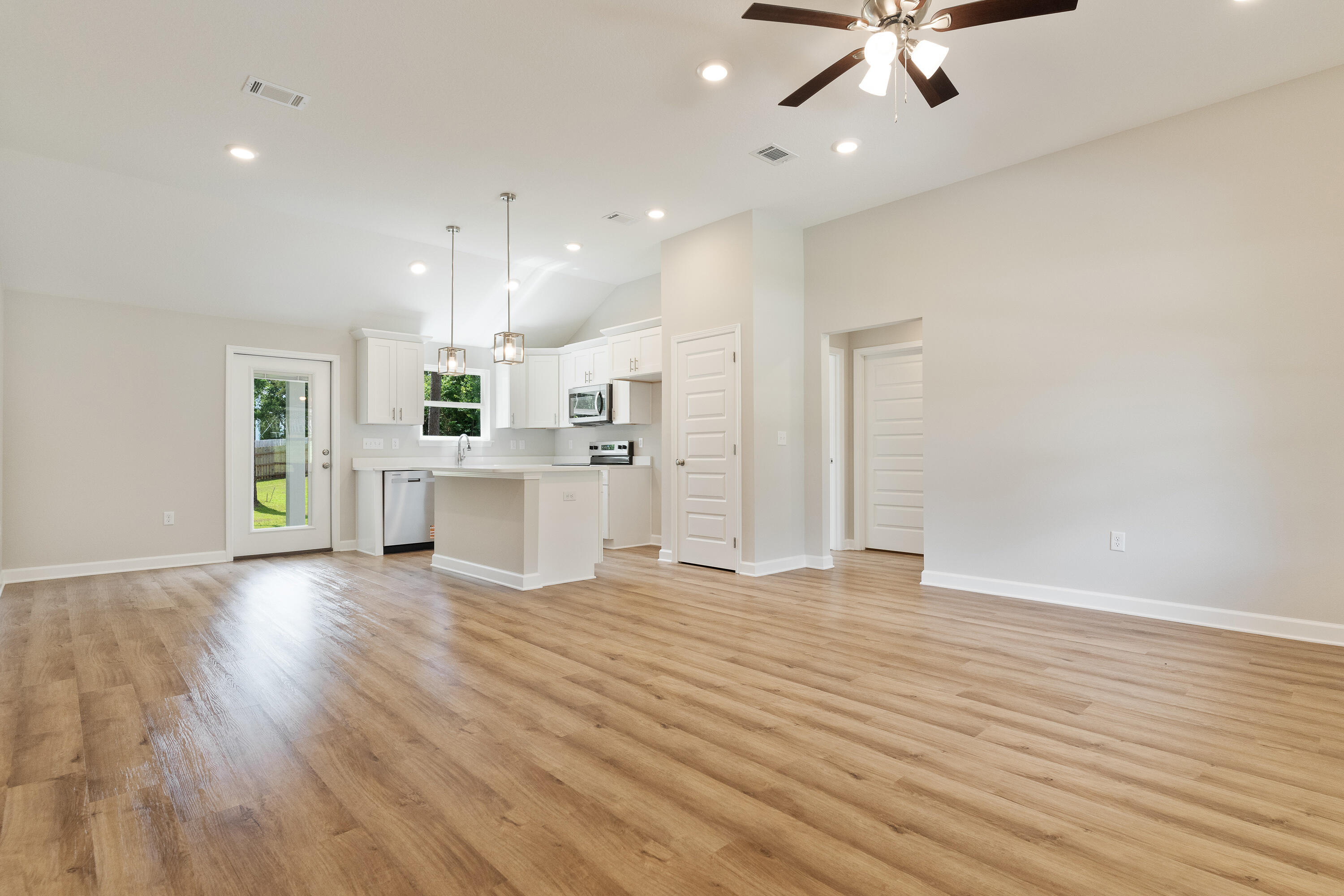 JACK KENNEDY 1ST ADD - Residential