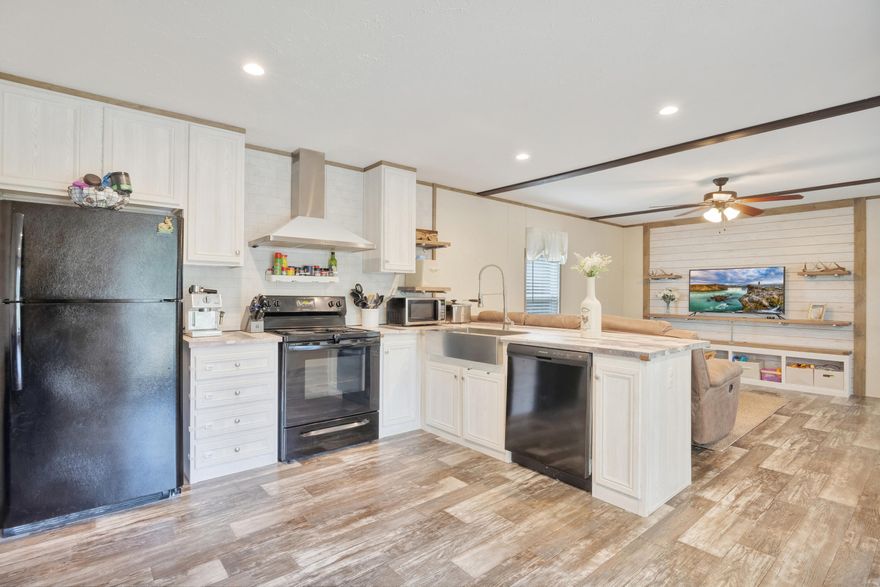 Discover your slice of country living on 5 beautiful acres in Crestview! This 2021 manufactured home offers an open living area with modern finishes and a light, inviting feel. The property includes a 40x20 workshop/barn with water and electricity--ideal for storage, hobbies, or equipment. Enjoy the privacy and flexibility of acreage while staying close to town conveniences and main routes. A rare find--move-in ready with utilities already in place. Listed at $240,000. Schedule your showing today!