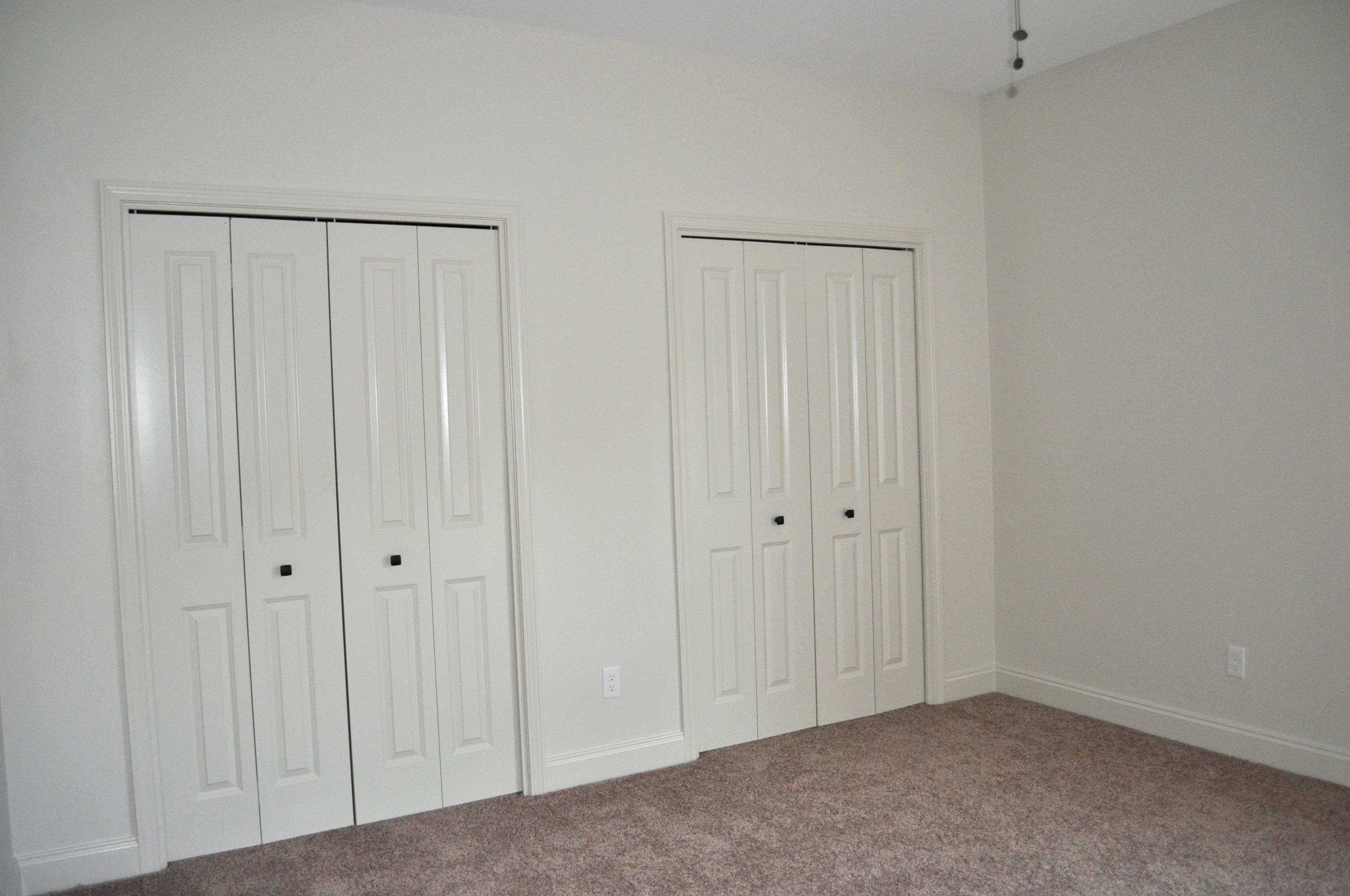 ELLIOTTS POINT - Residential