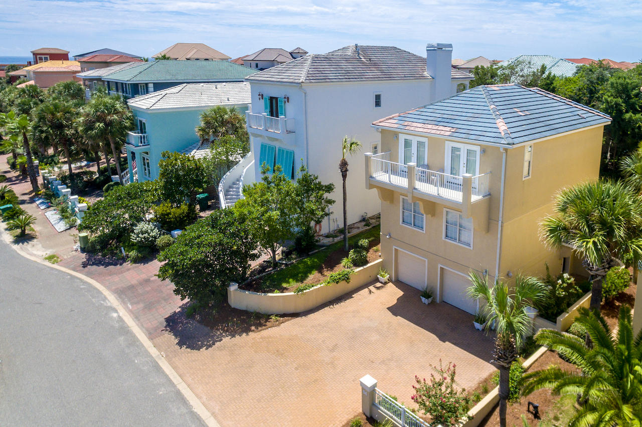 TERRA COTTA TERRACE - Residential