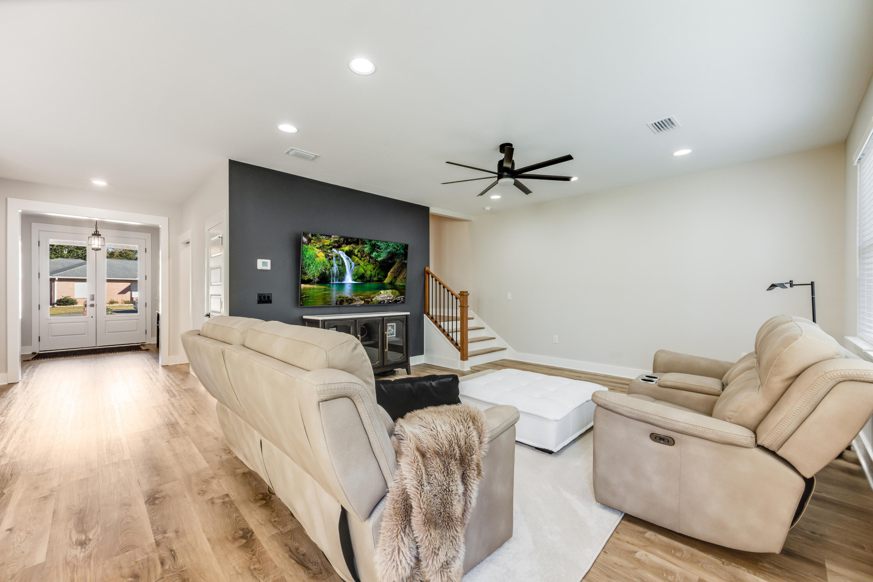 SAILBOAT COVE S/D - Residential