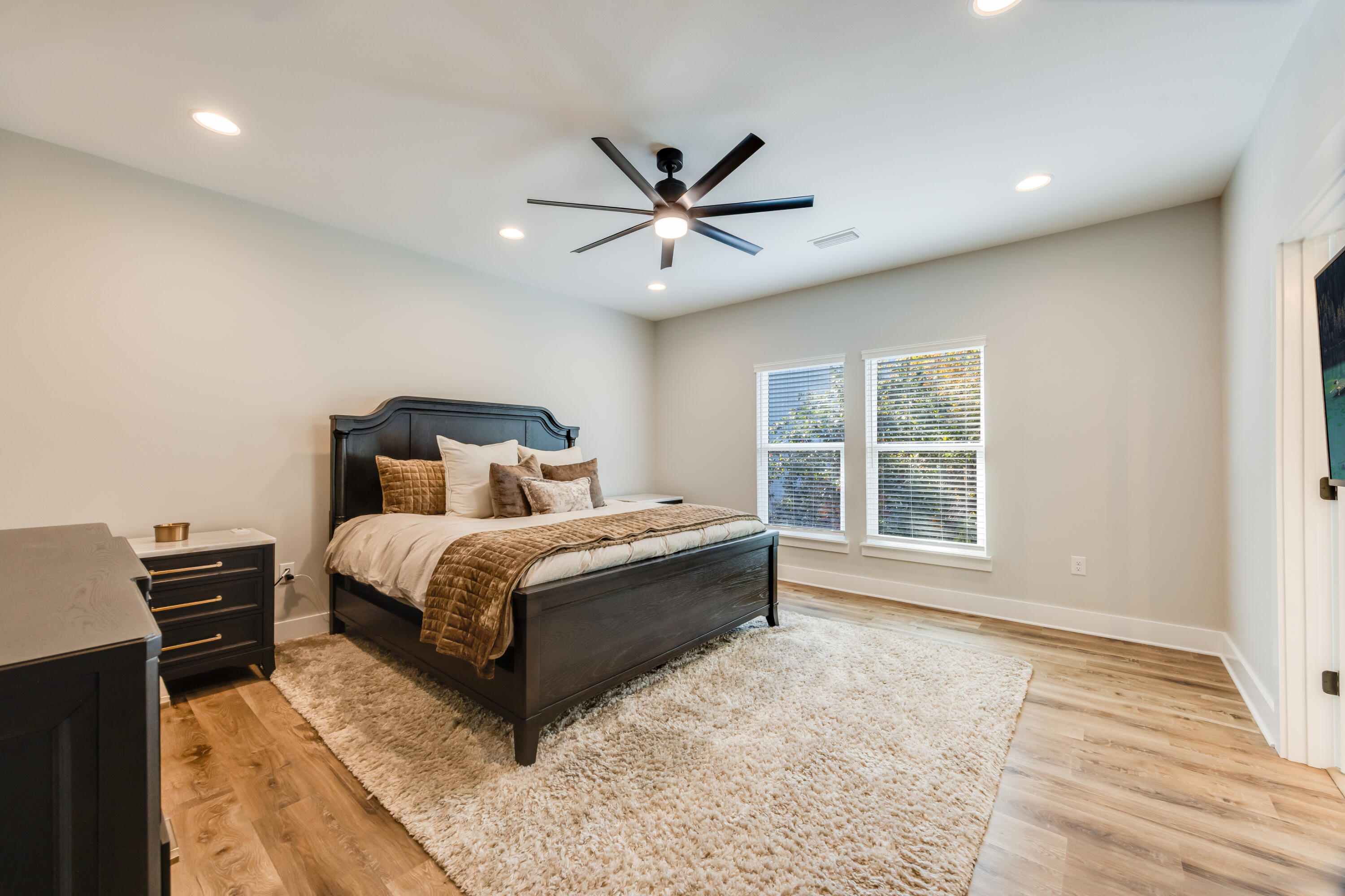 SAILBOAT COVE S/D - Residential