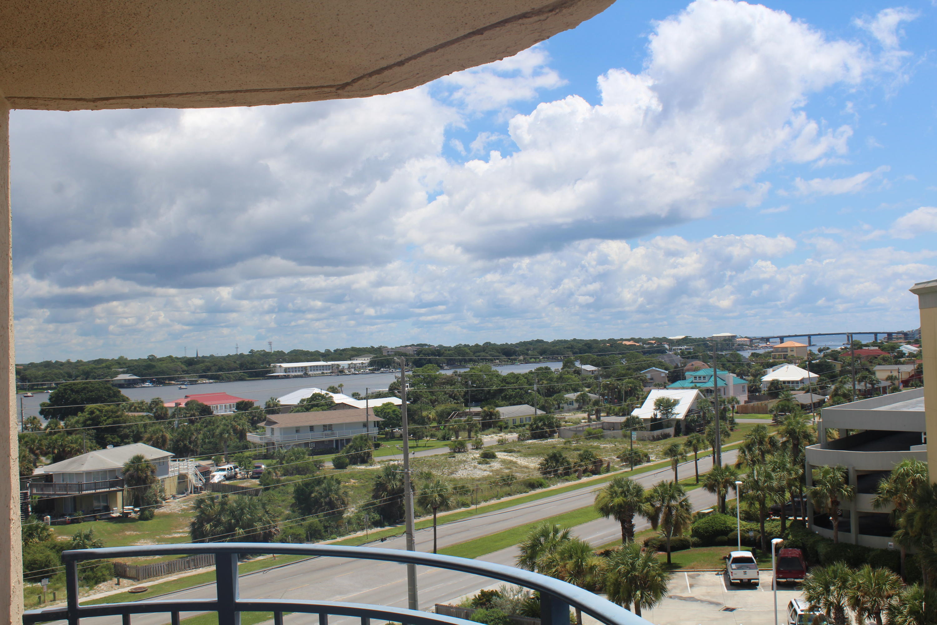 NAUTILUS CONDO - Residential