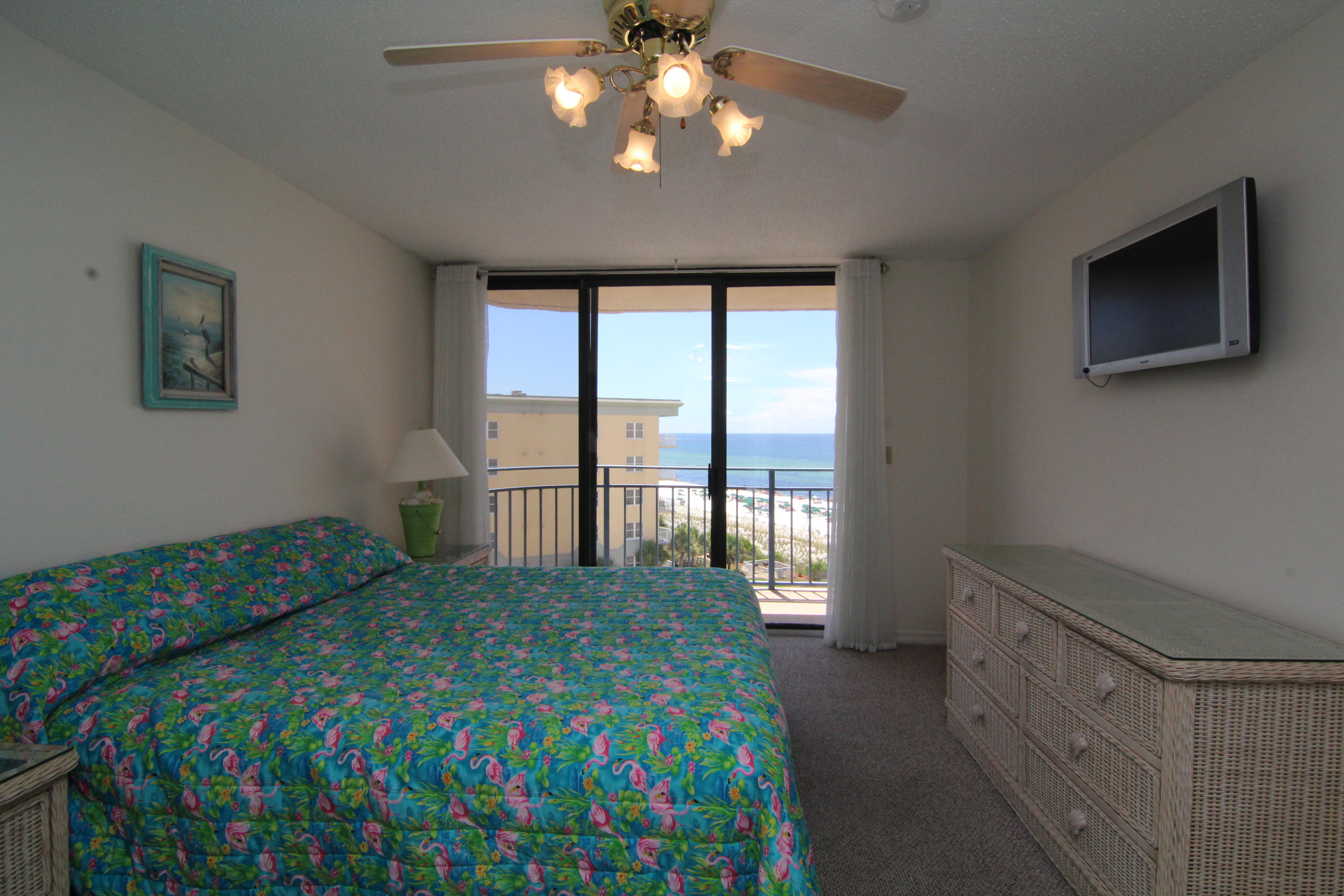 NAUTILUS CONDO - Residential