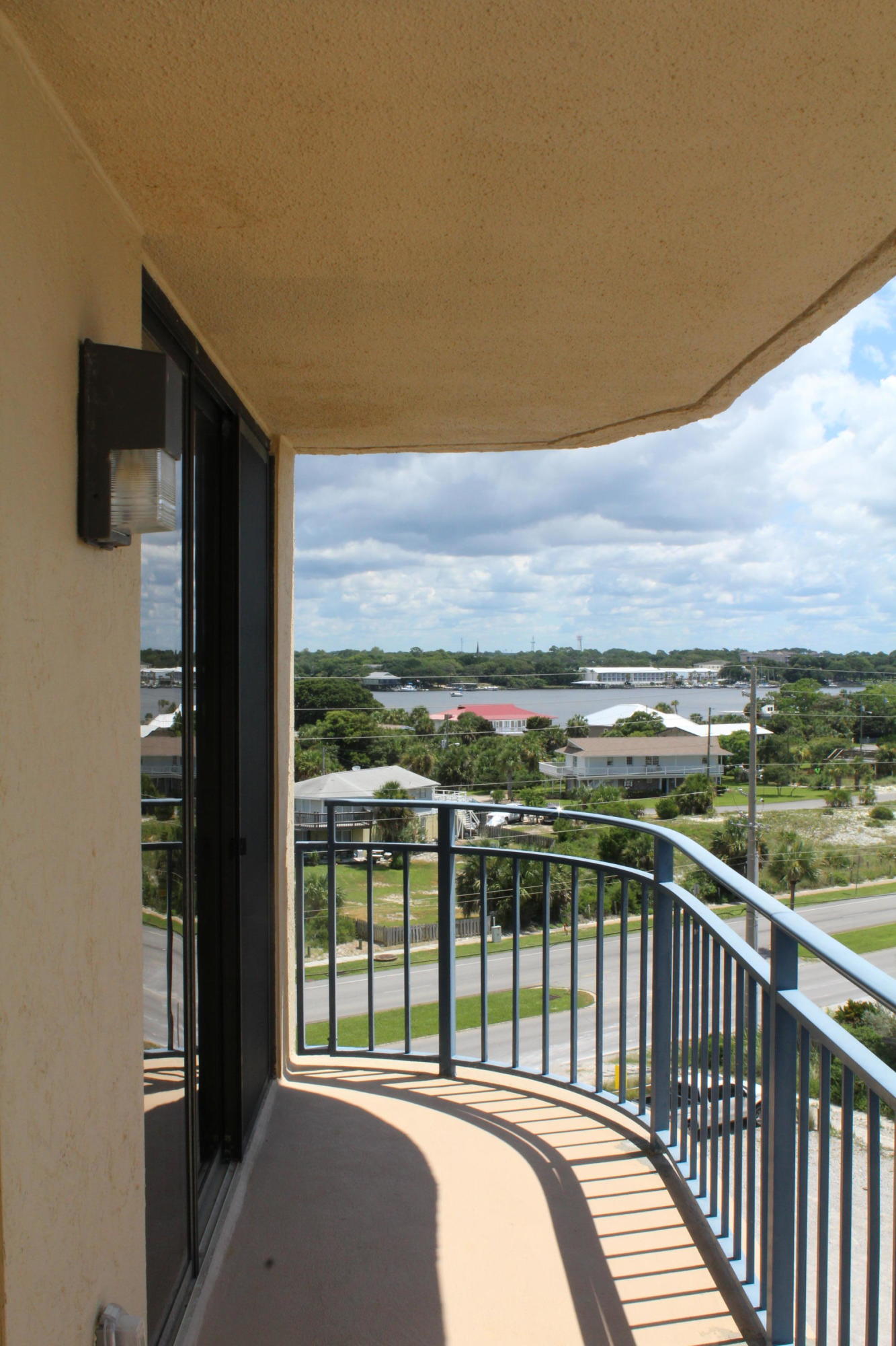 NAUTILUS CONDO - Residential