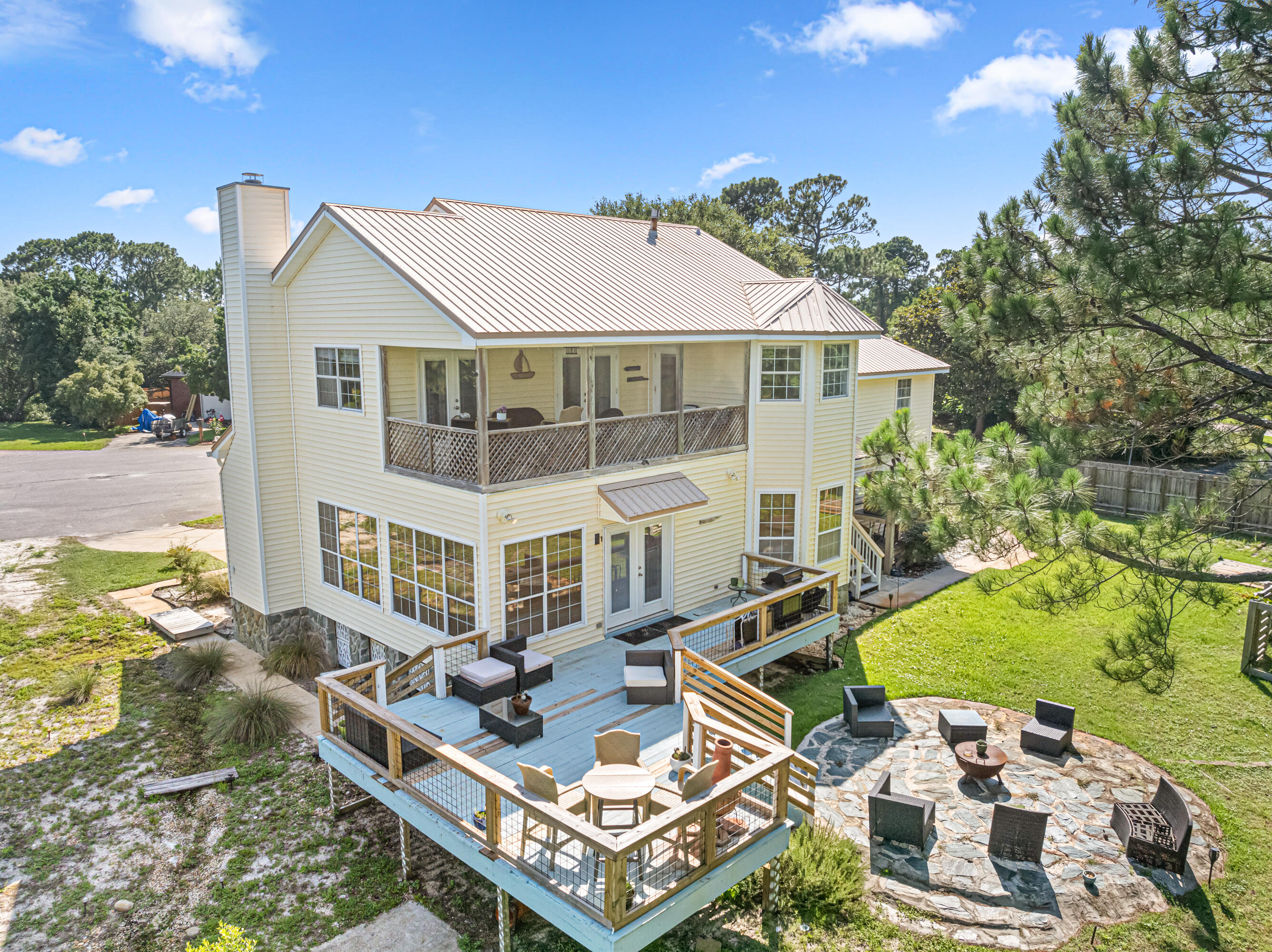 EMERALD POINTE PLAT 2 - Residential