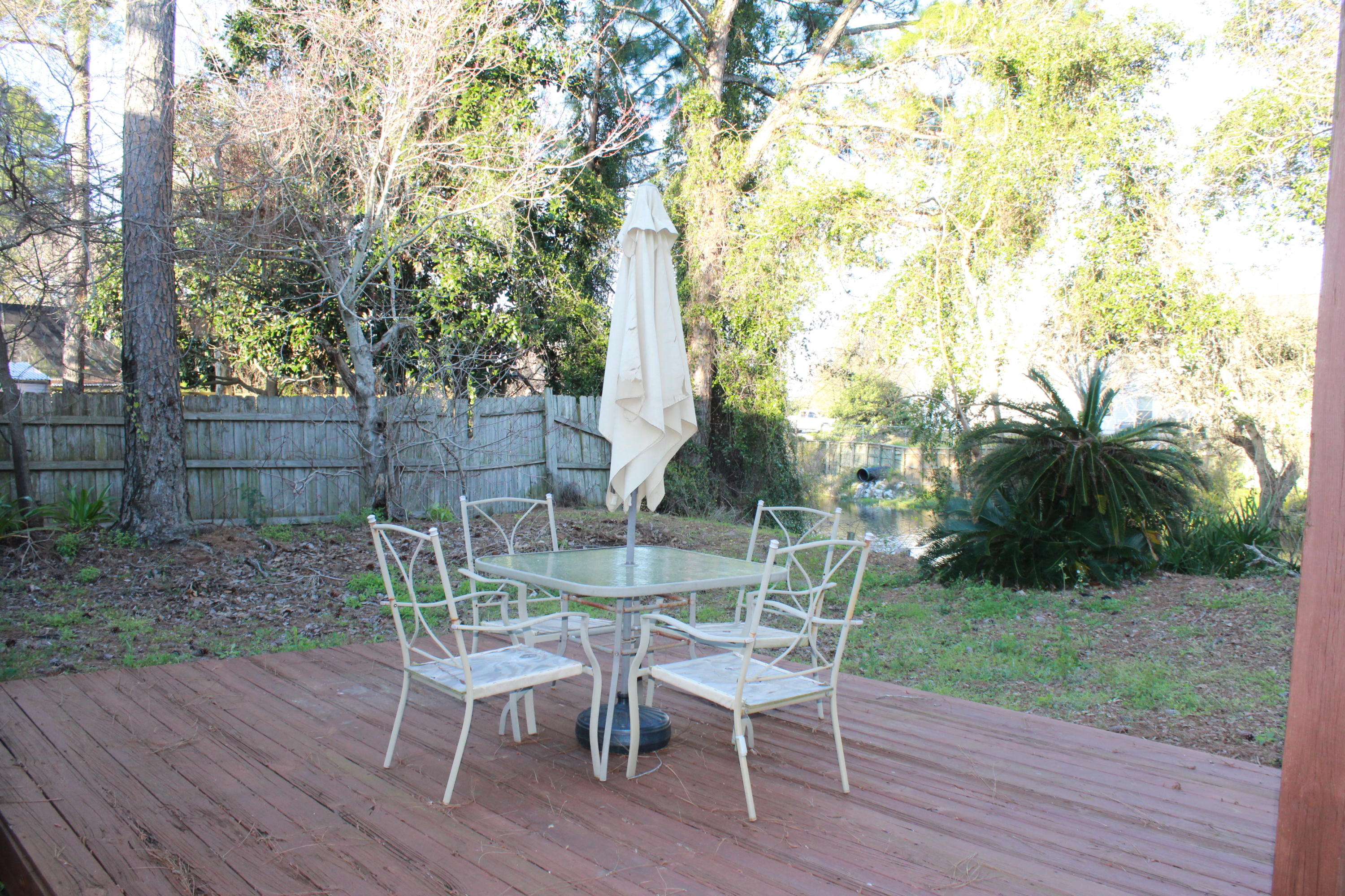 QUAIL LAKE - Residential